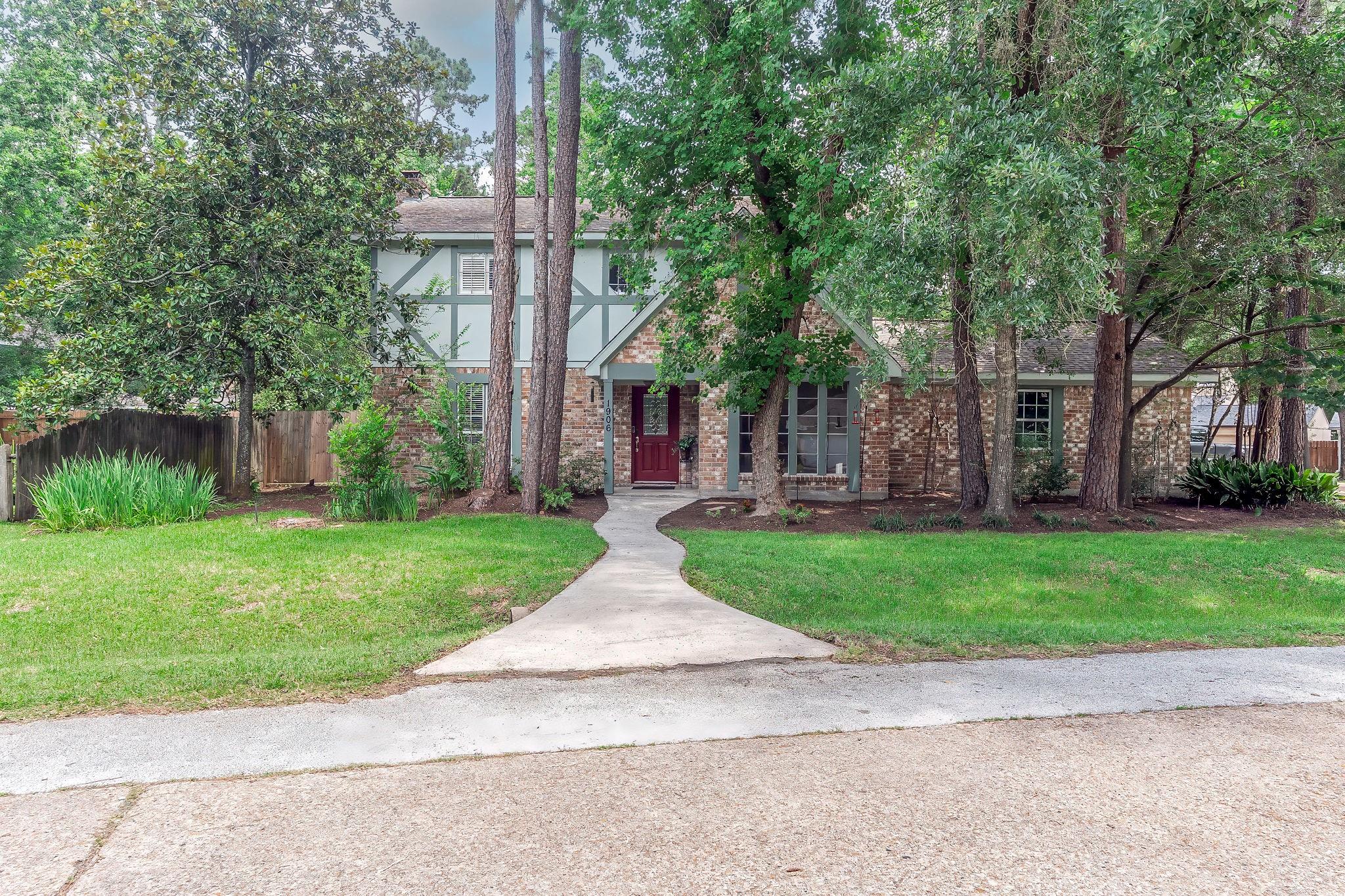 1906 Foxtail Pl, The Woodlands, TX 77380 photo
