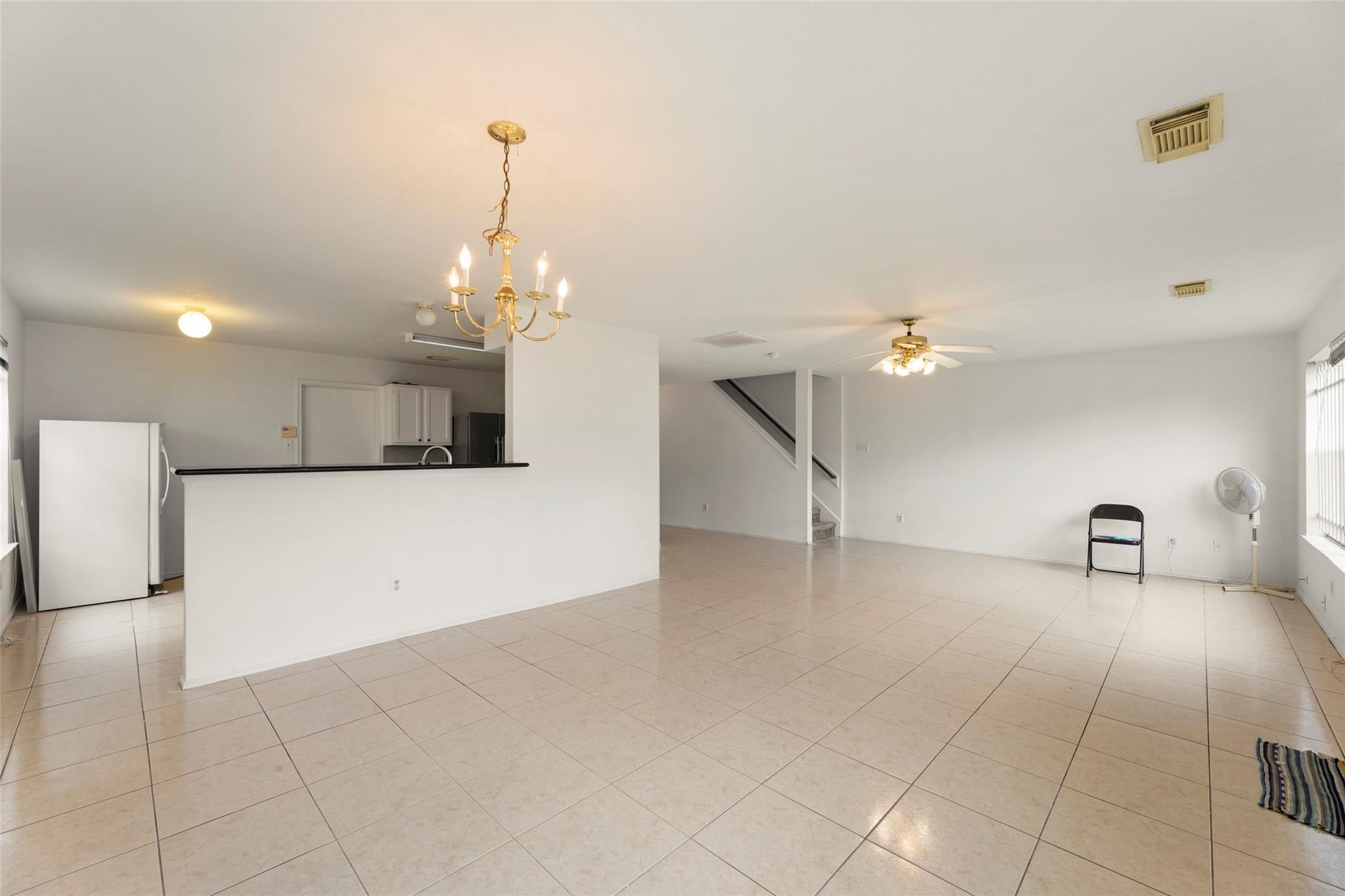 8226 Gold Tee Dr, Houston, TX 77036 photo