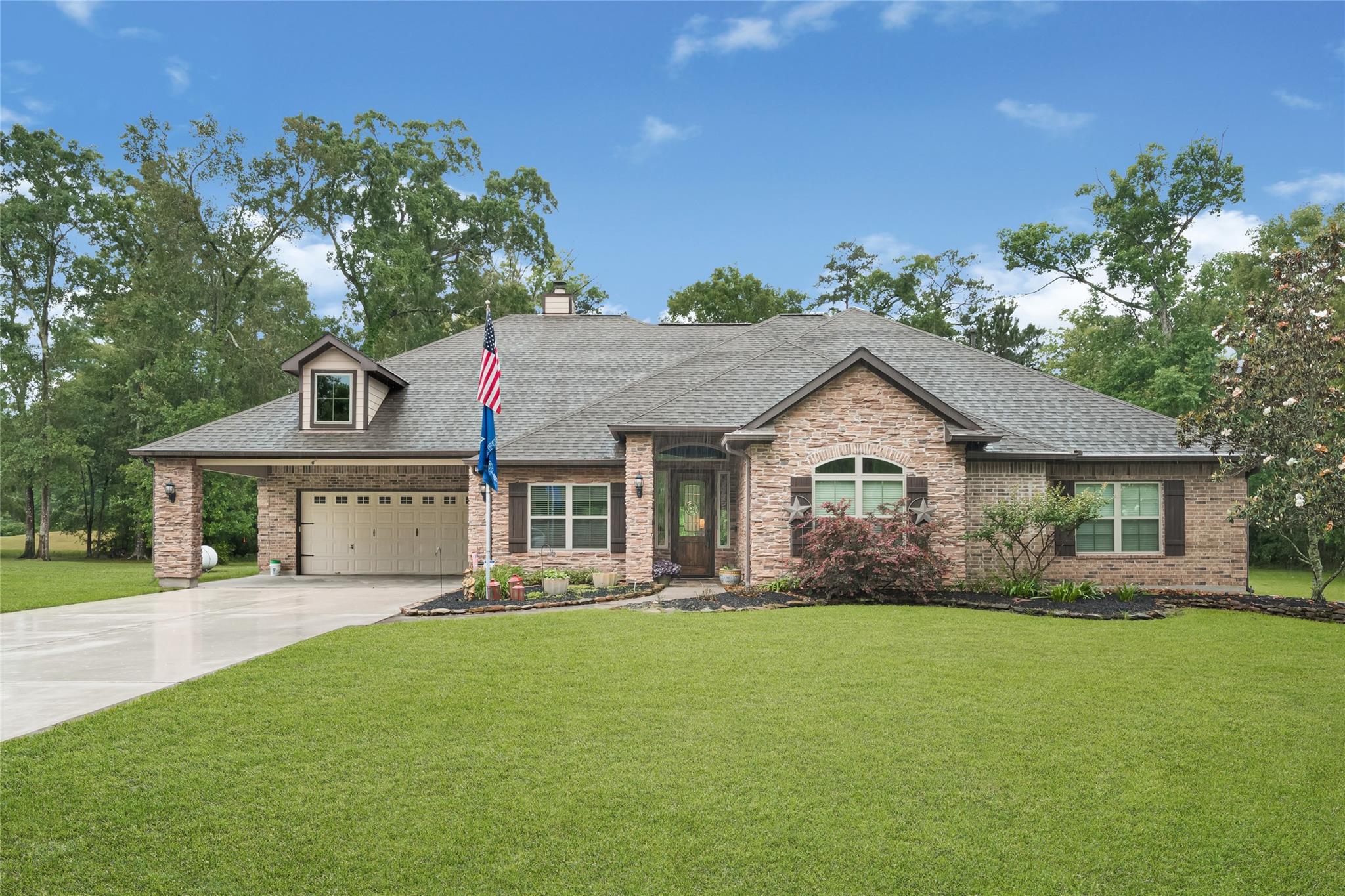 27706 Live Oak View Ct, Huffman, TX 77336