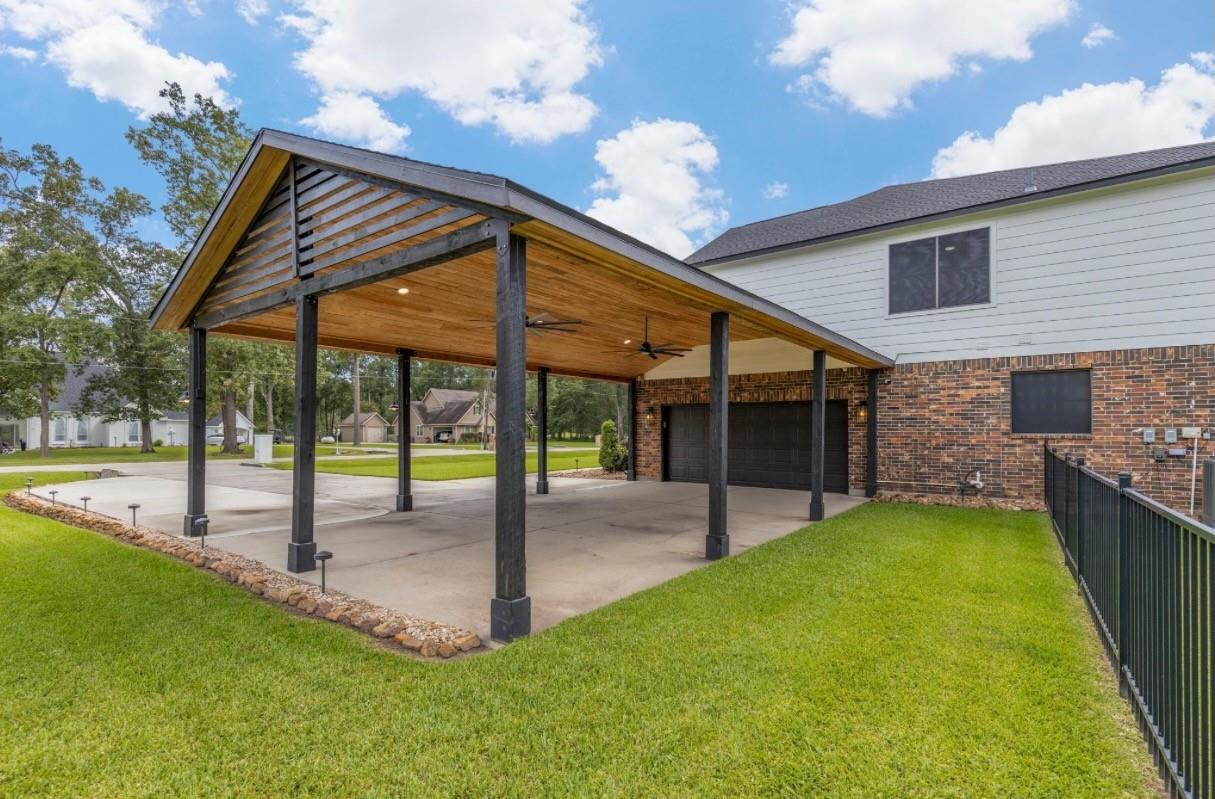 26807 Eagles Lndg, Huffman, TX 77336 photo