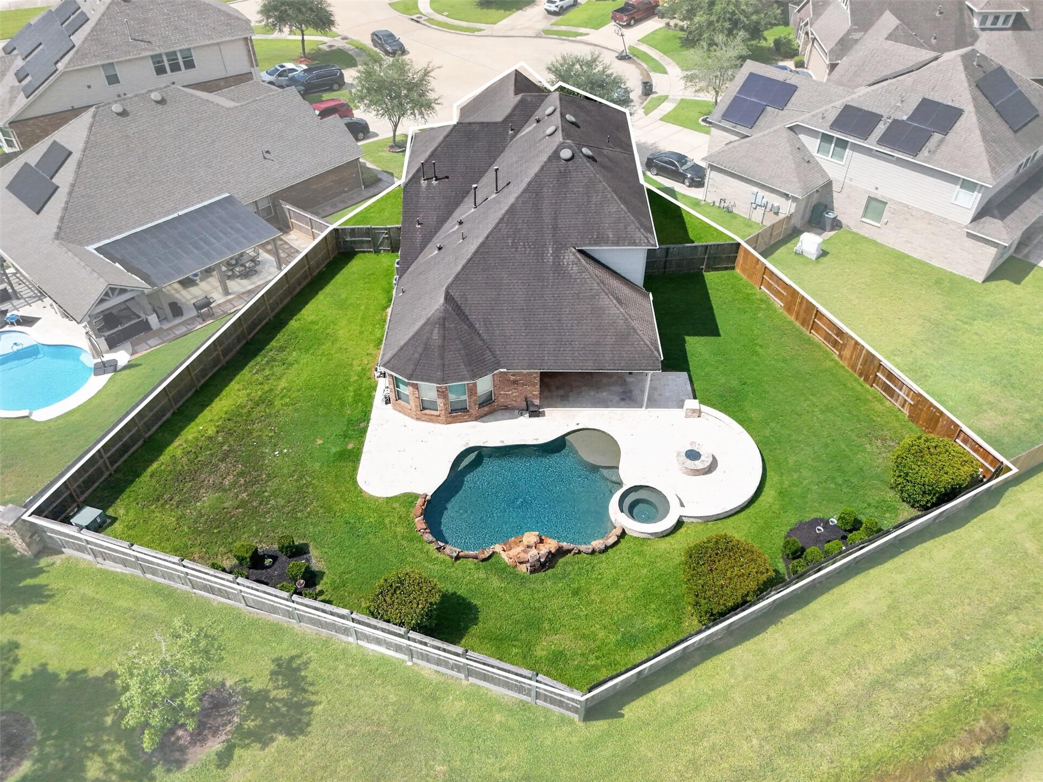 1303 Ownby Ct, Pearland, TX 77581