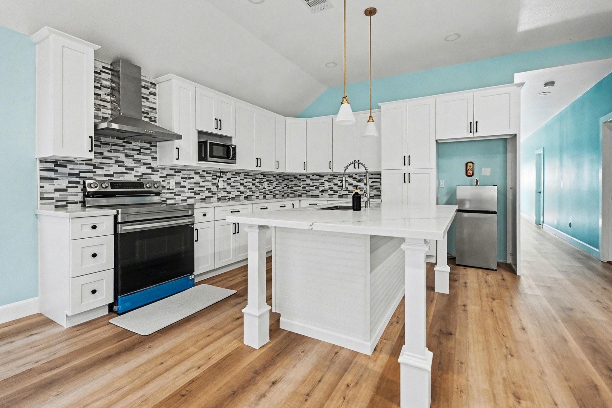 3301 County Road 3479b, Cleveland, TX 77327 photo