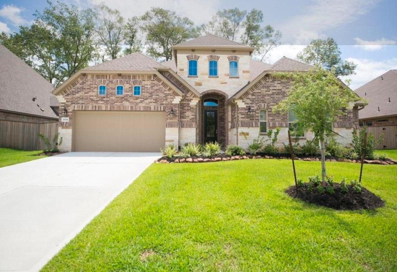 18851 Collins View Dr, New Caney, TX 77357