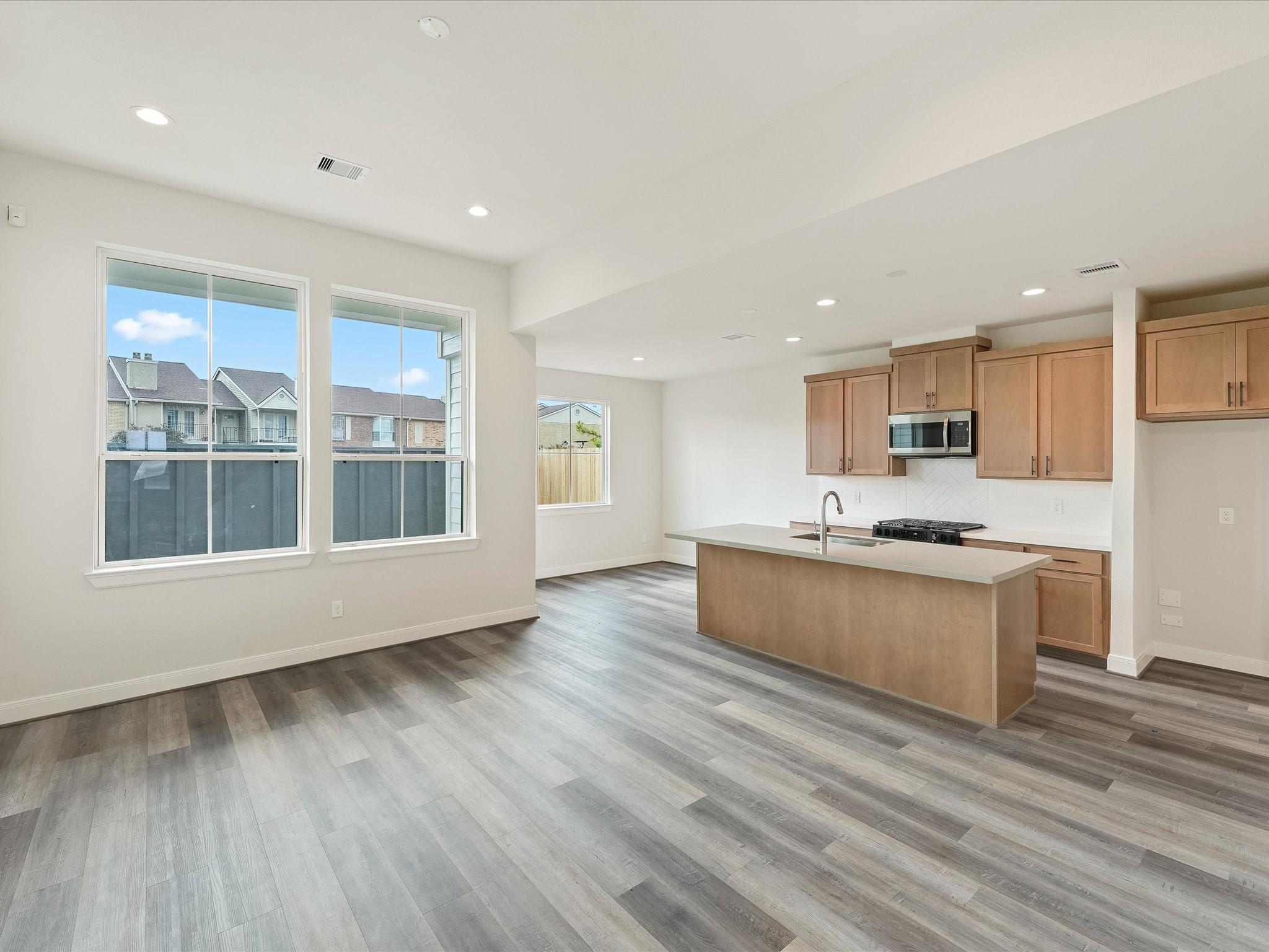 9211 Washington Heights St, Houston, TX 77063 photo