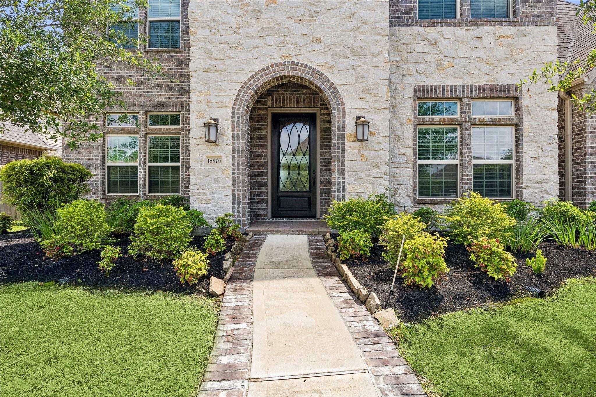 18907 Galloway Reach Dr, Cypress, TX 77433 photo