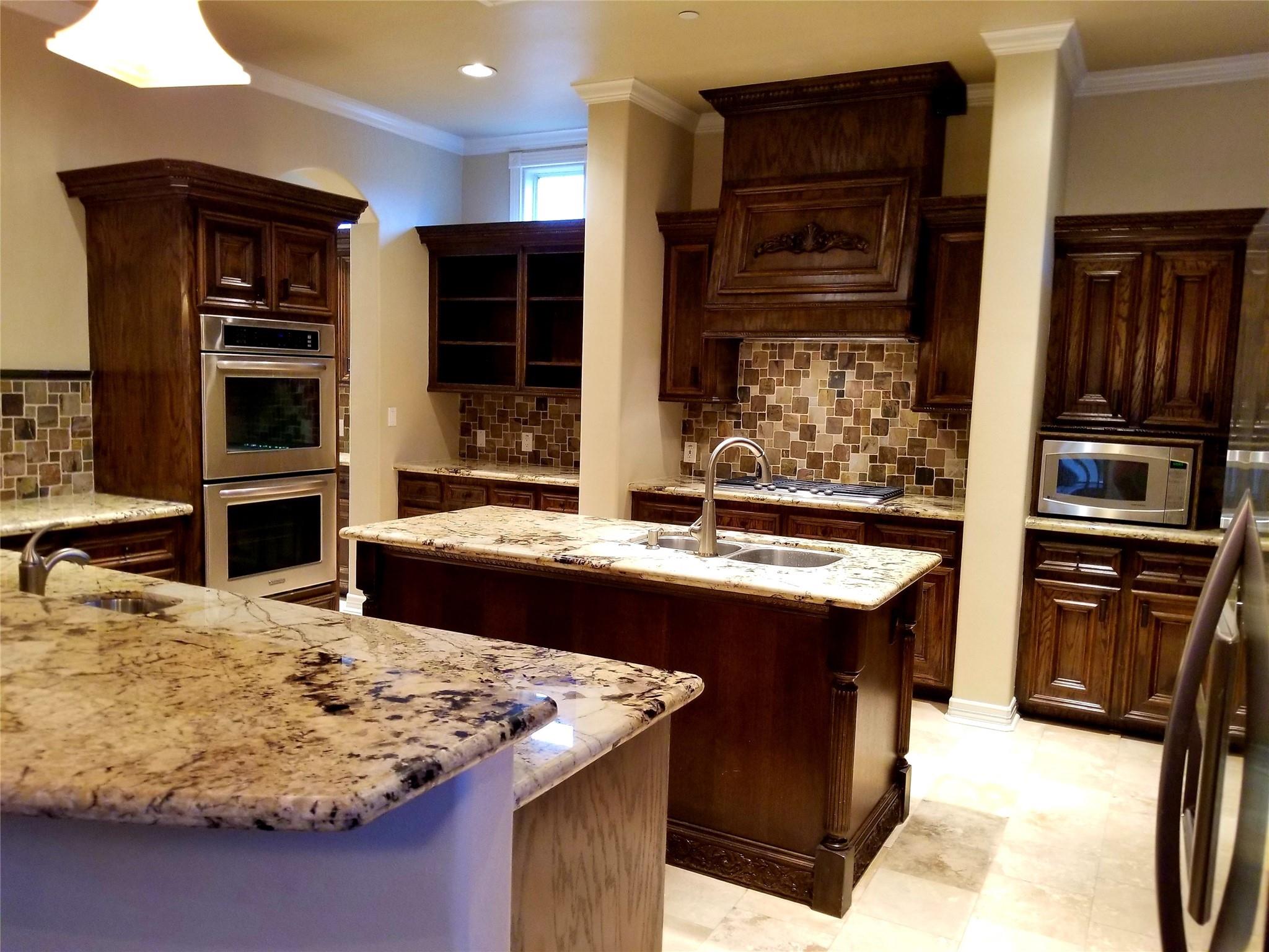 5809 Newcastle St, Bellaire, TX 77401 photo
