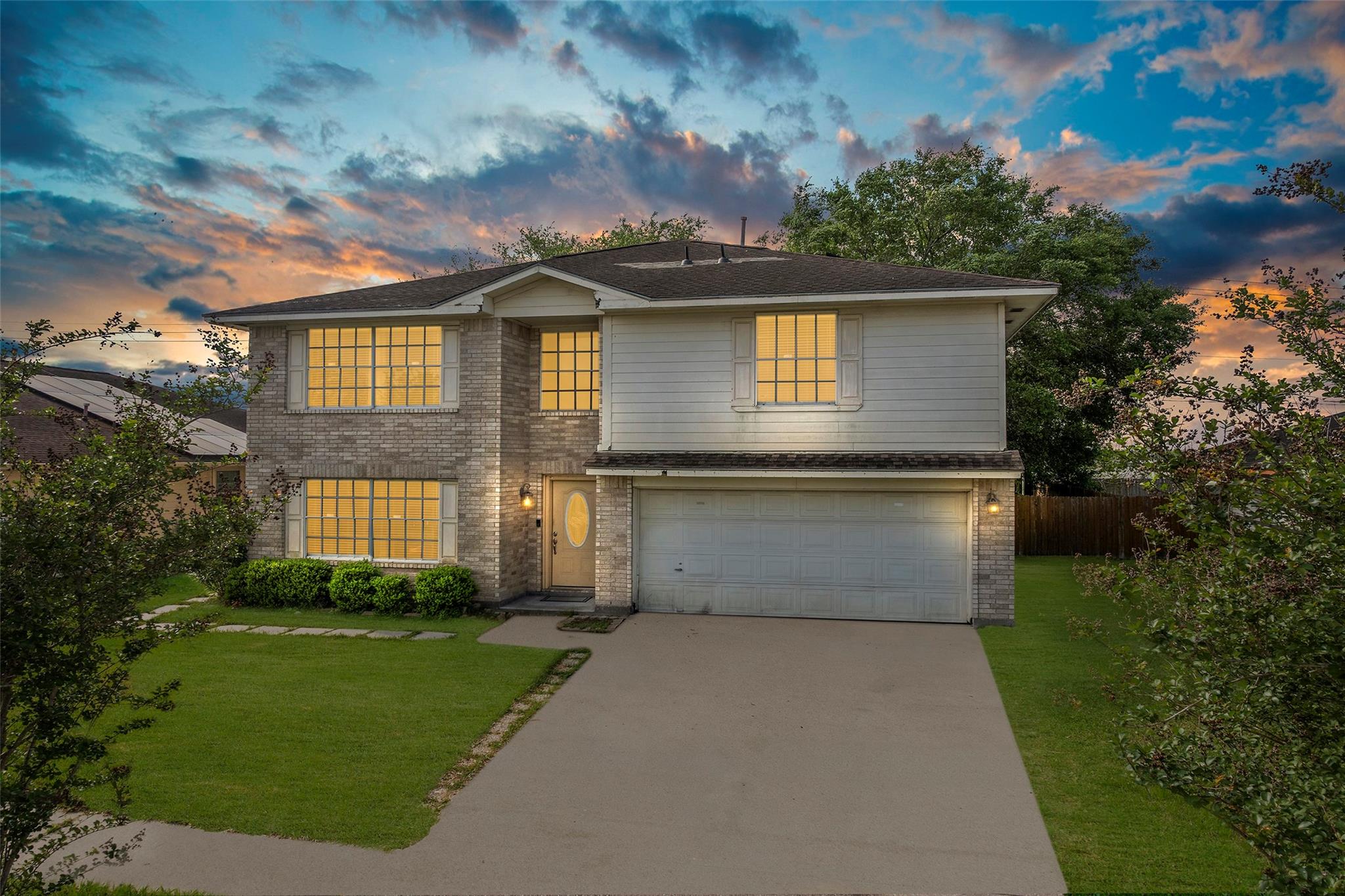 9214 Carmalee St, Houston, TX 77075