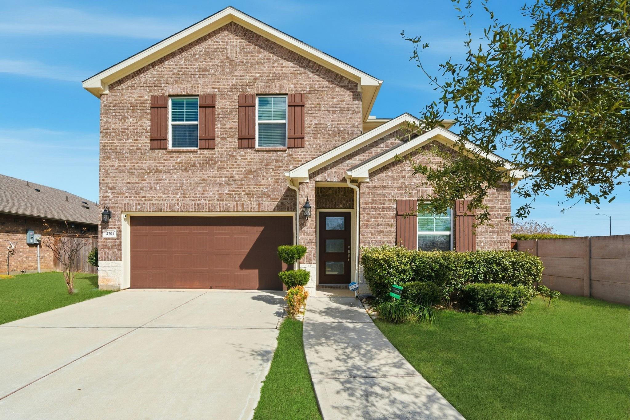 2703 Fairfield Landing Ln, Garland, TX 77089
