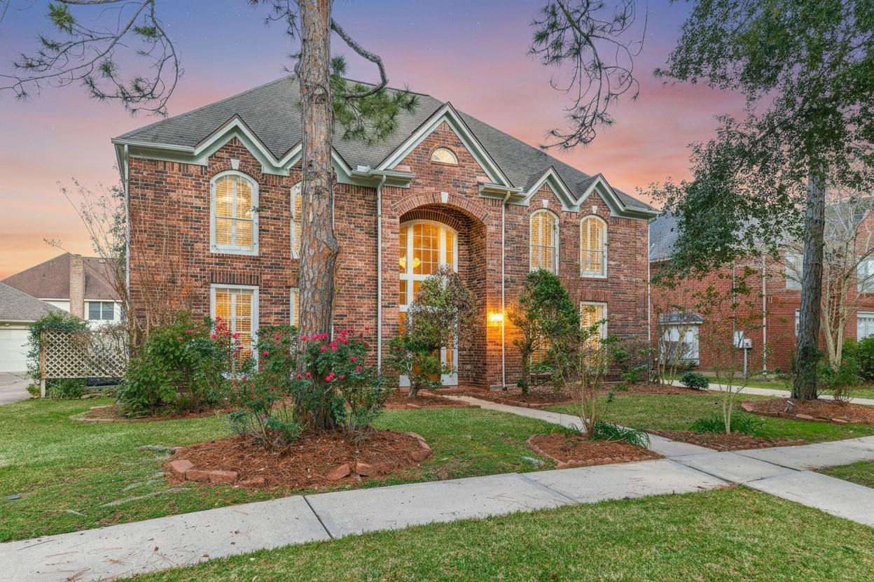 2021 Sandy Coast Cir, League City, TX 77573