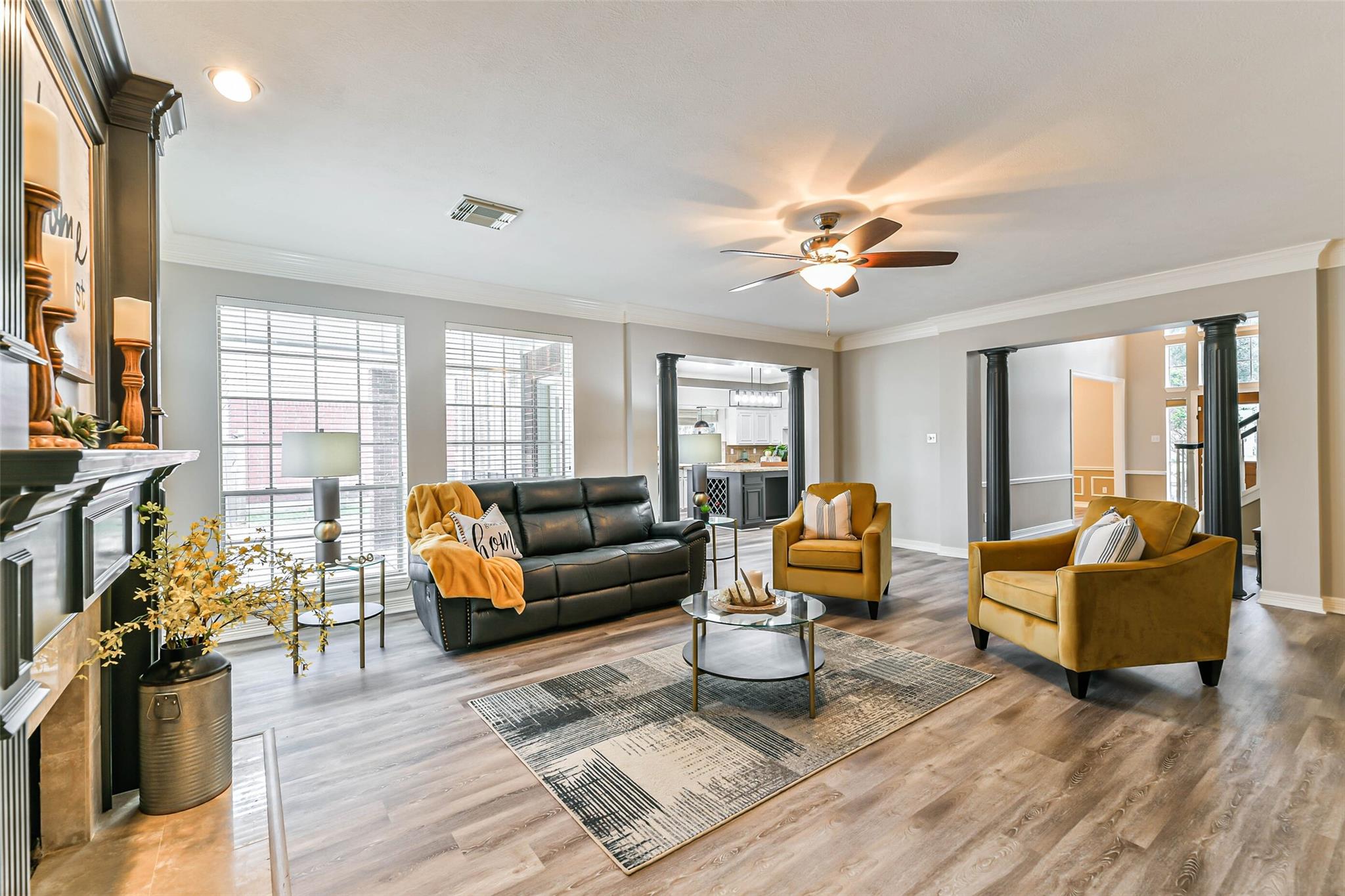 2021 Sandy Coast Cir, League City, TX 77573 photo