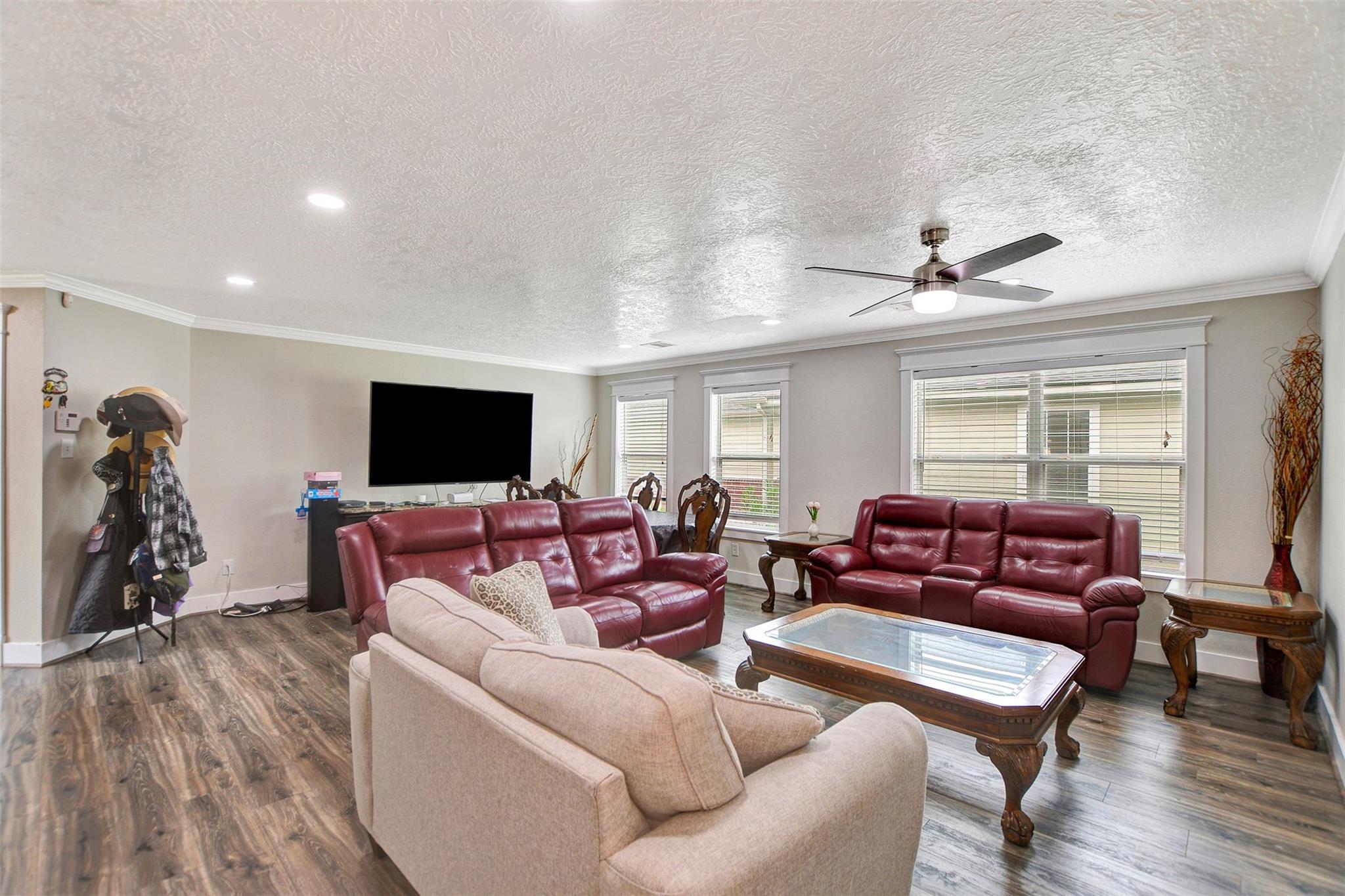 19015 Remington Bend Dr, Houston, TX 77073 photo