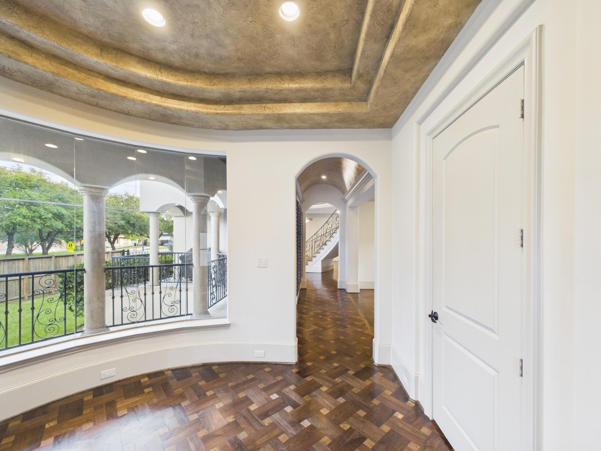 4003 Dumbarton St, Houston, TX 77025 photo