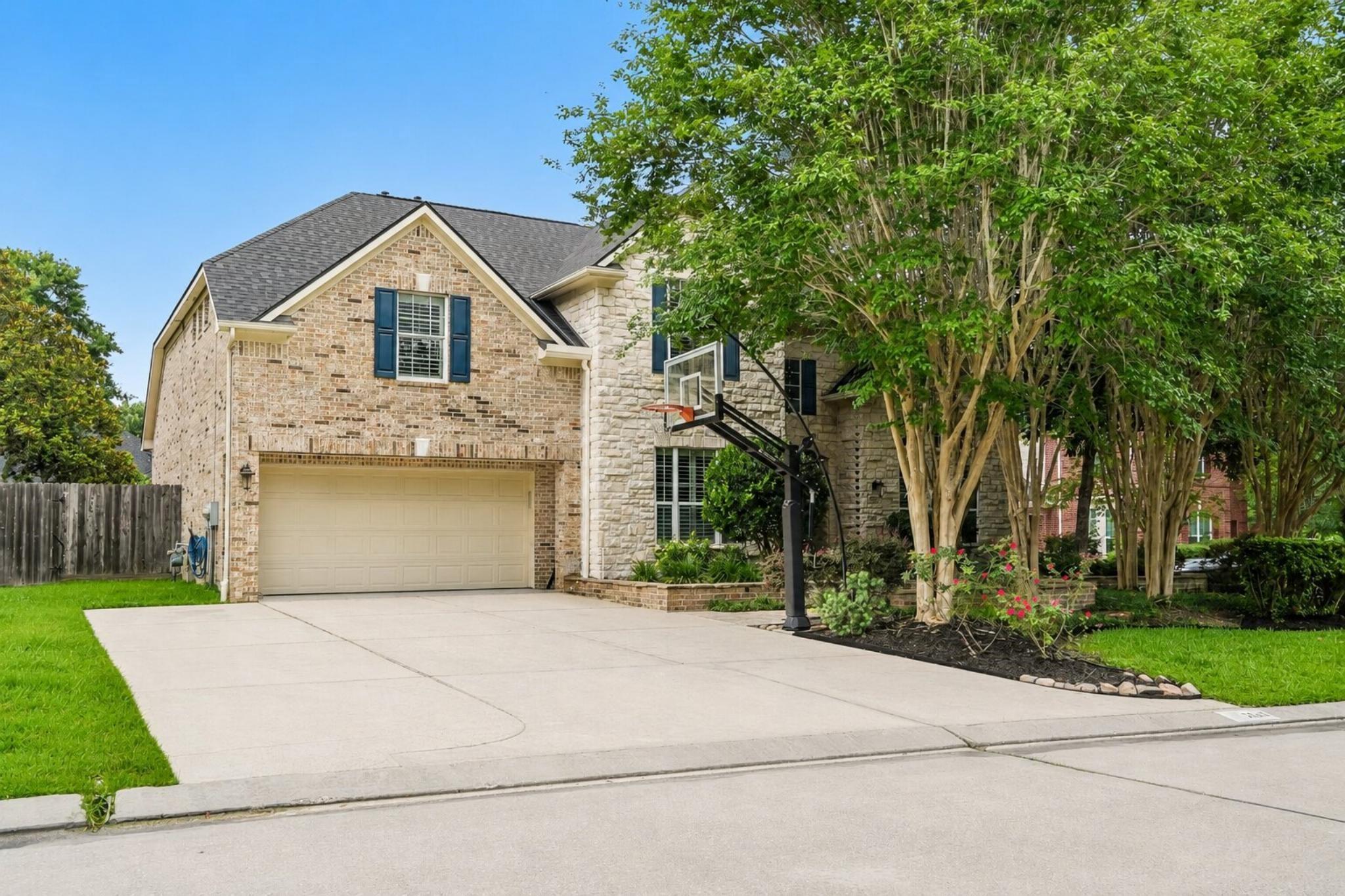 2110 Lost Maples Trl, Kingwood, TX 77345 photo