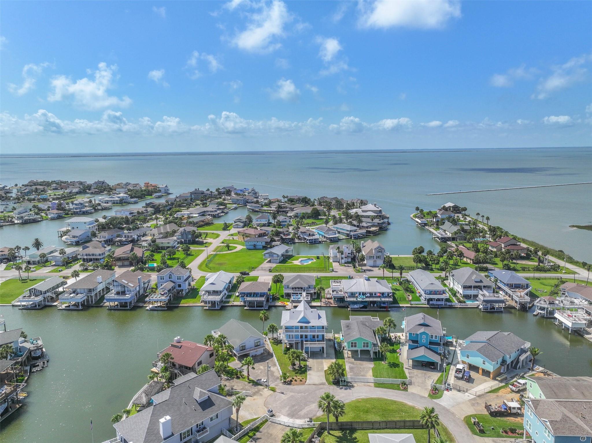 4214 Spanish Main, Galveston, TX 77554 photo