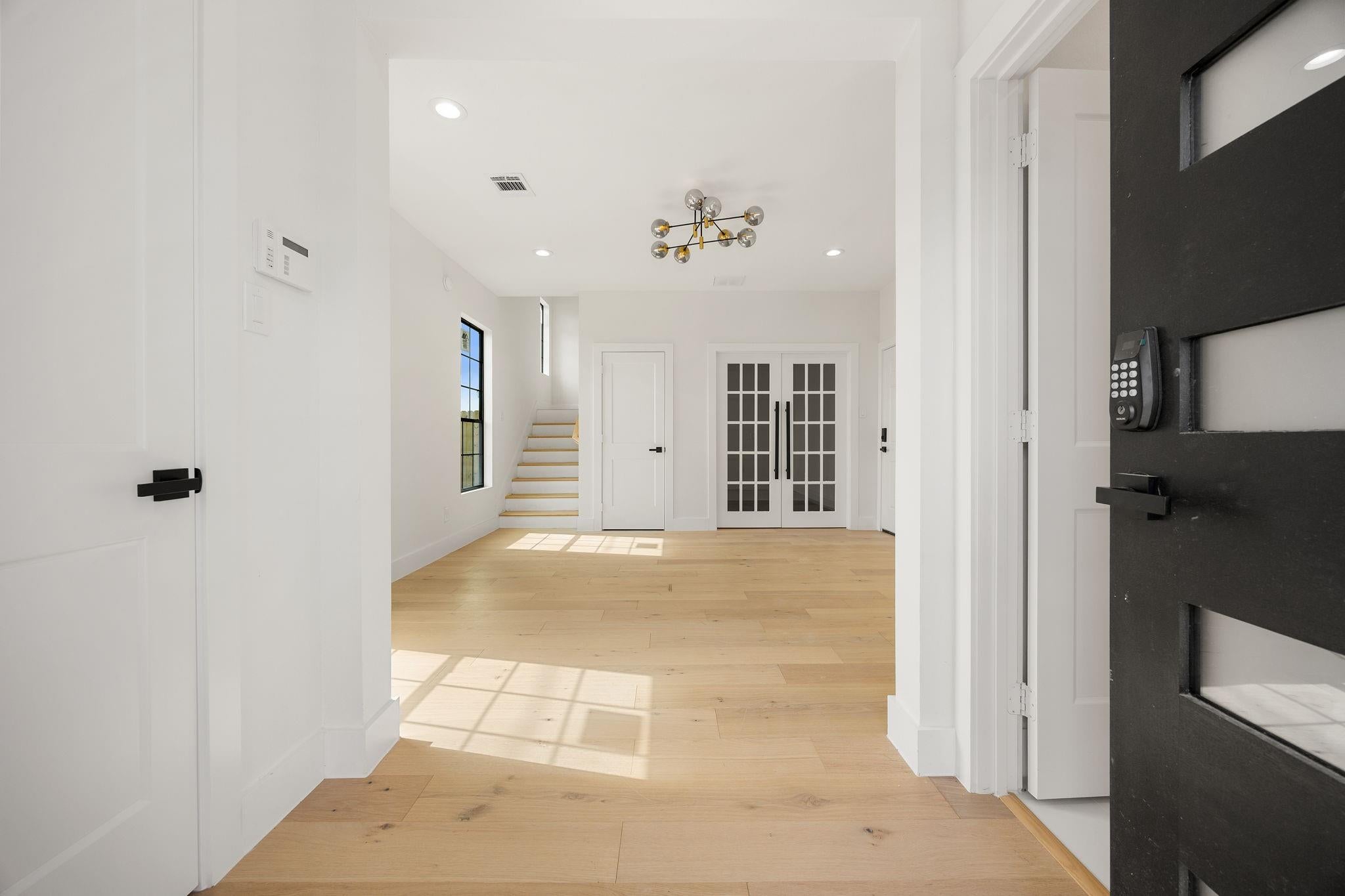 1716 Erin St, Houston, TX 77009 photo