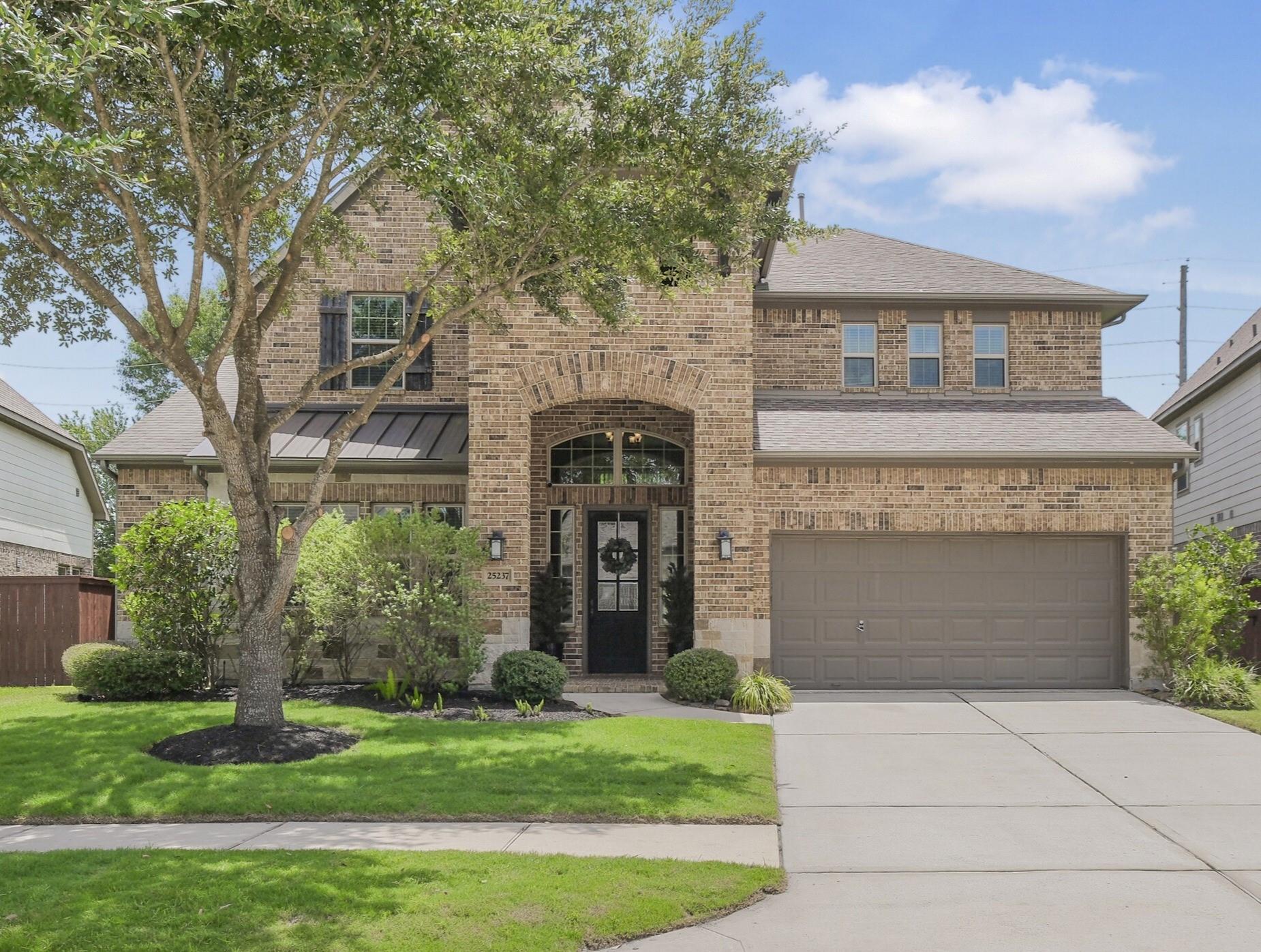 25237 Forest Ledge Dr, Porter, TX 77365