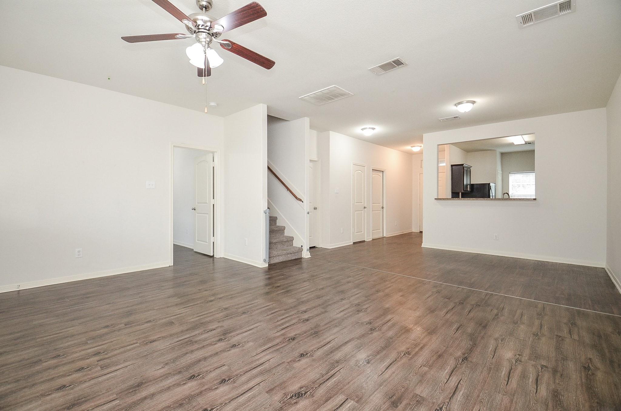10531 Logger Pine Trl, Houston, TX 77088 photo