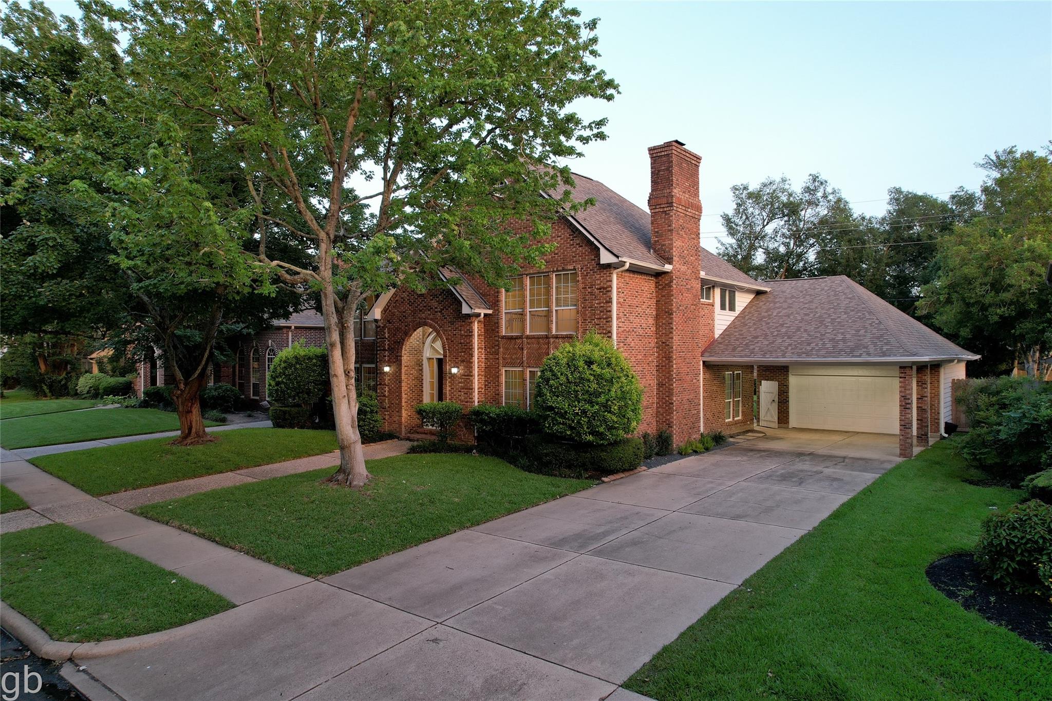 2918 Deer Creek Dr, Sugar Land, TX 77478 photo