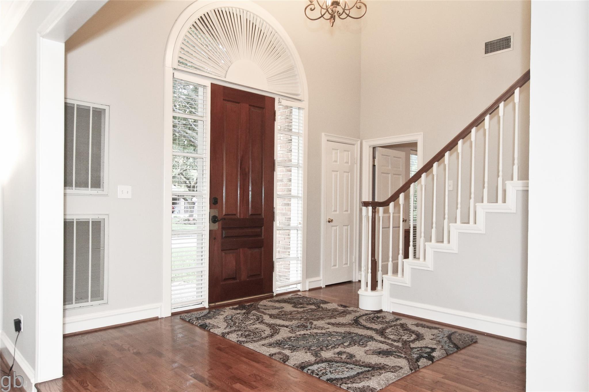 2918 Deer Creek Dr, Sugar Land, TX 77478 photo