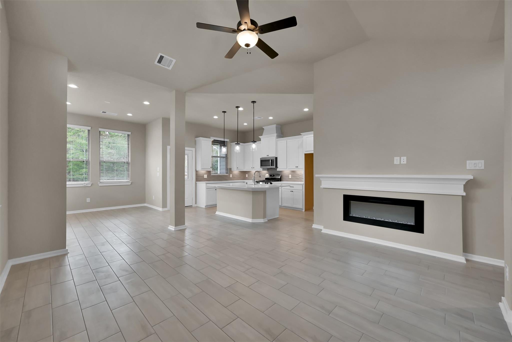 543 Longleaf Pine Dr, Montgomery, TX 77316 photo