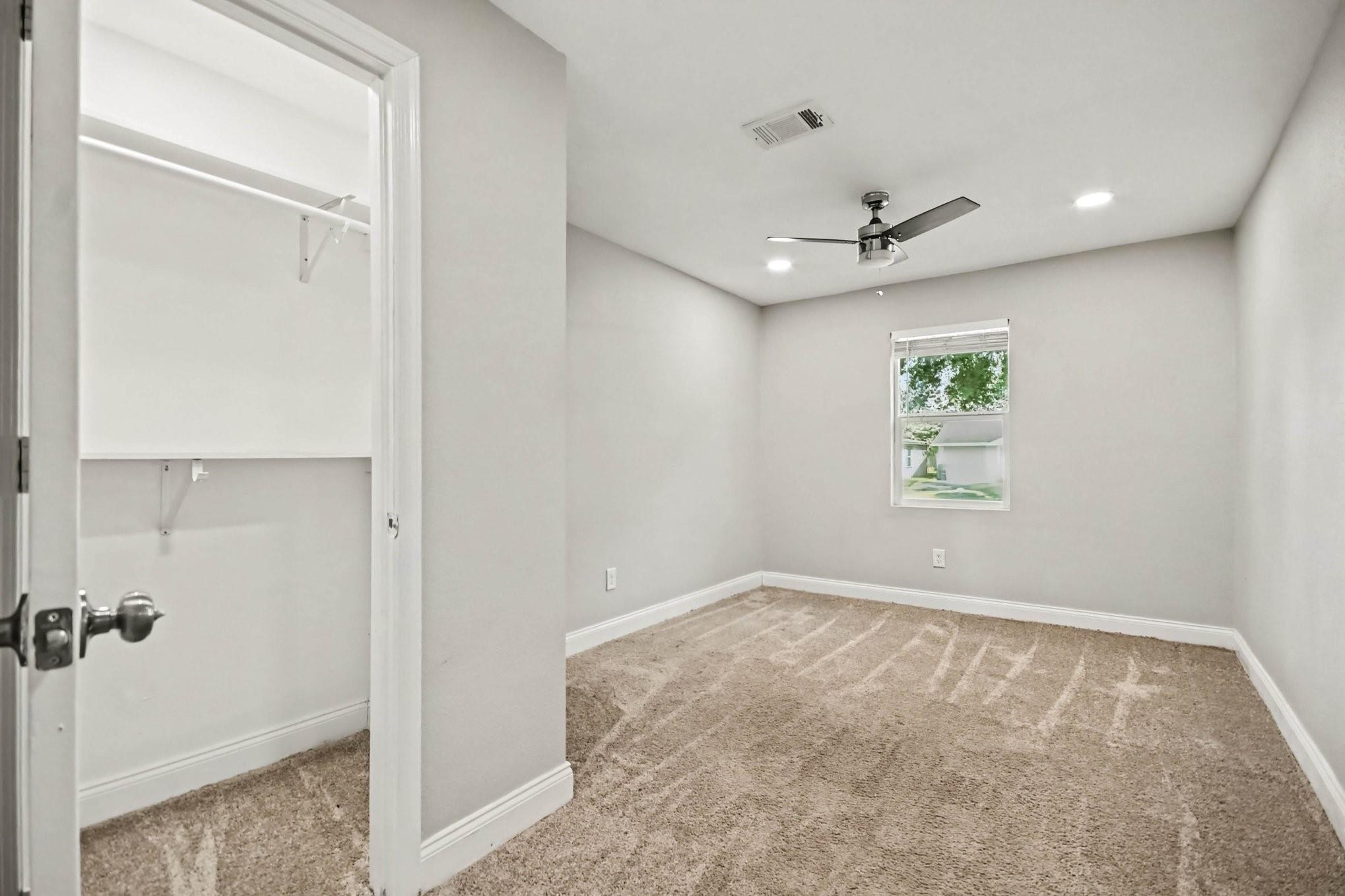 7346 Okinawa Rd, Houston, TX 77033 photo