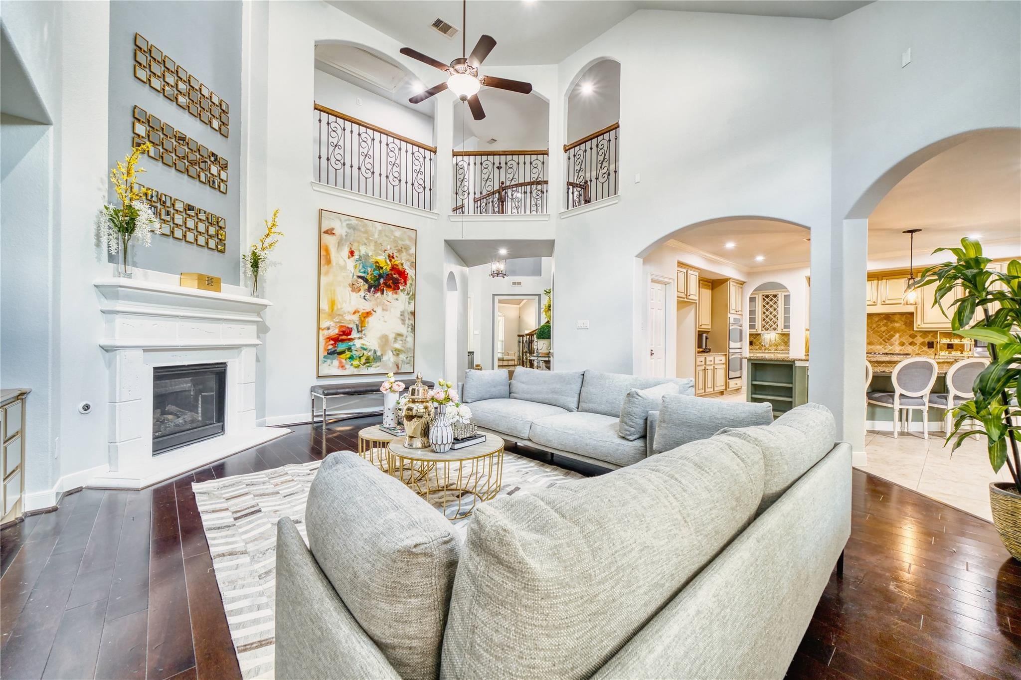 418 Somerset Dr, Sugar Land, TX 77479