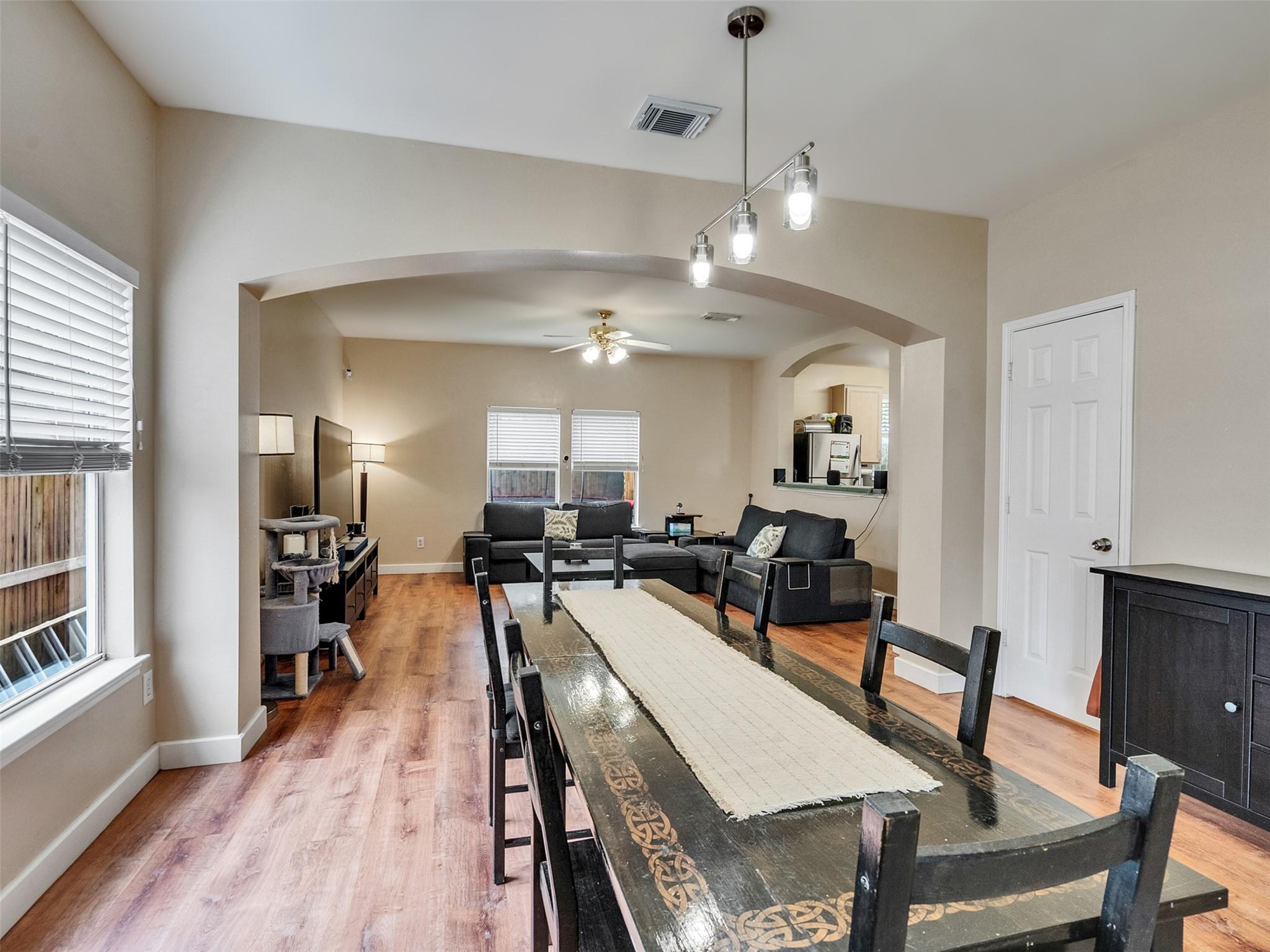 4903 Moody Reef Dr, Bacliff, TX 77518 photo
