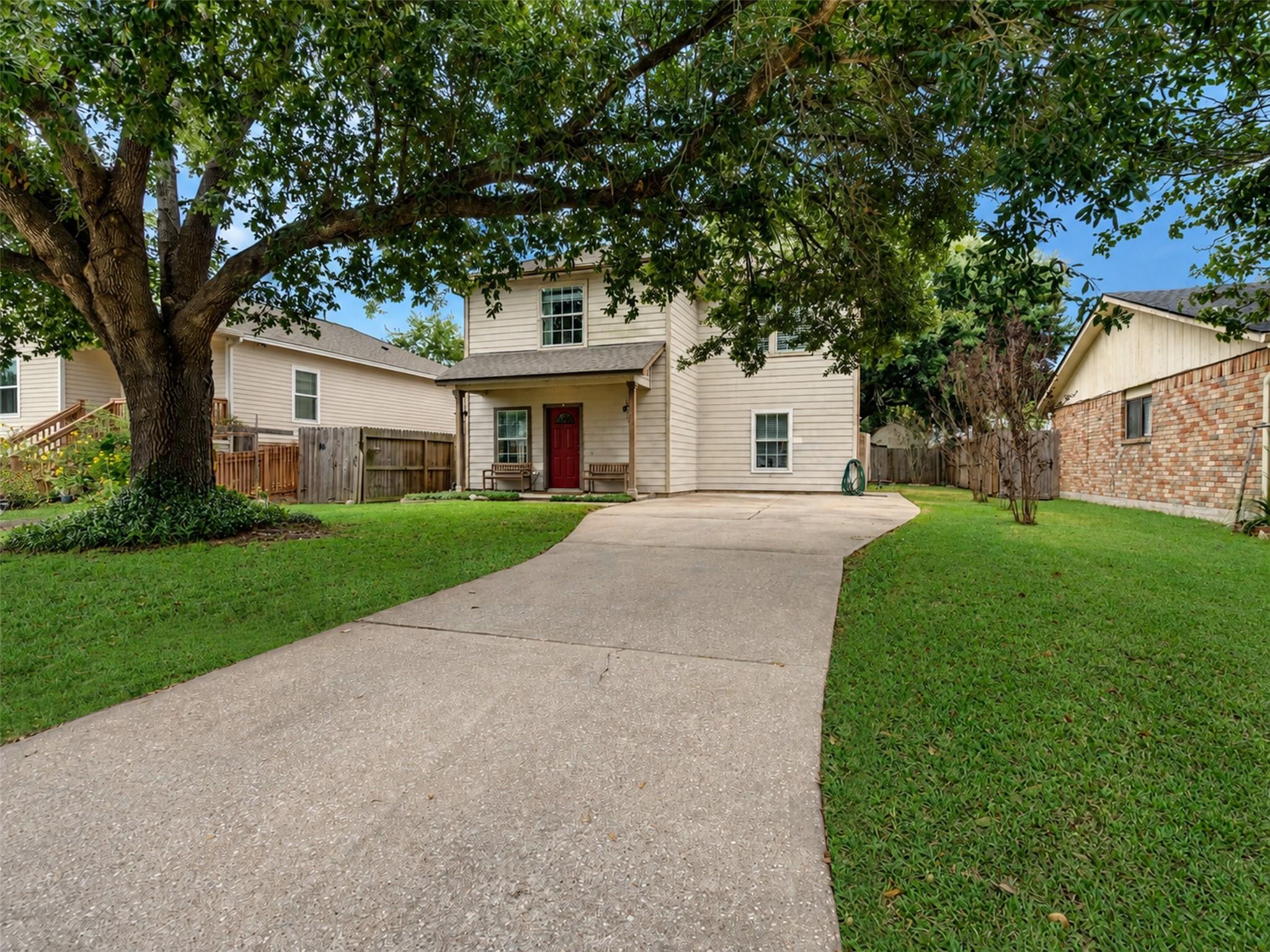 4903 Moody Reef Dr, Bacliff, TX 77518