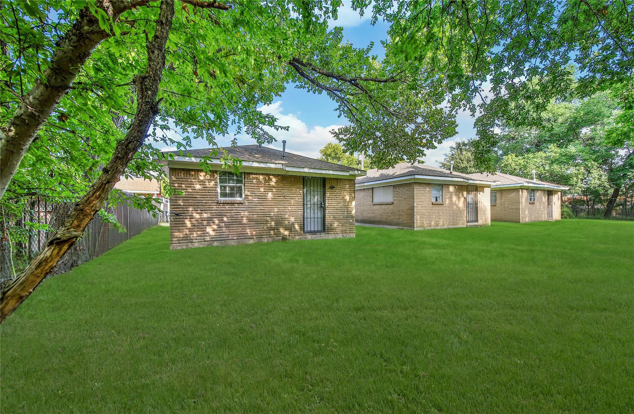 2311 Kabee St, Houston, TX 77020 photo