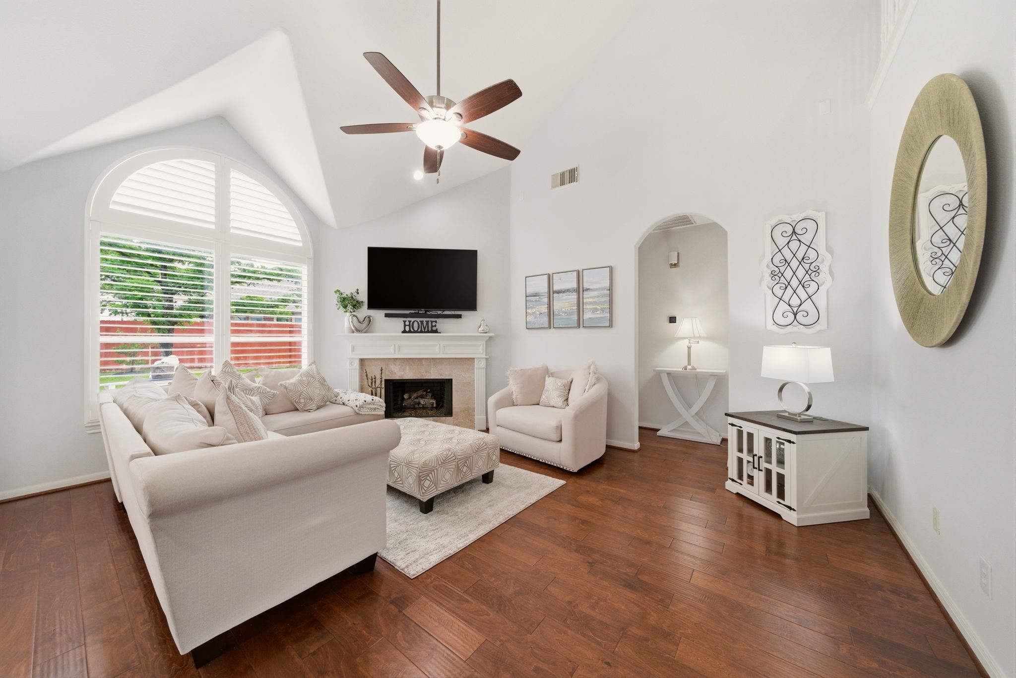 9003 Kinnel Ln, Tomball, TX 77375 photo