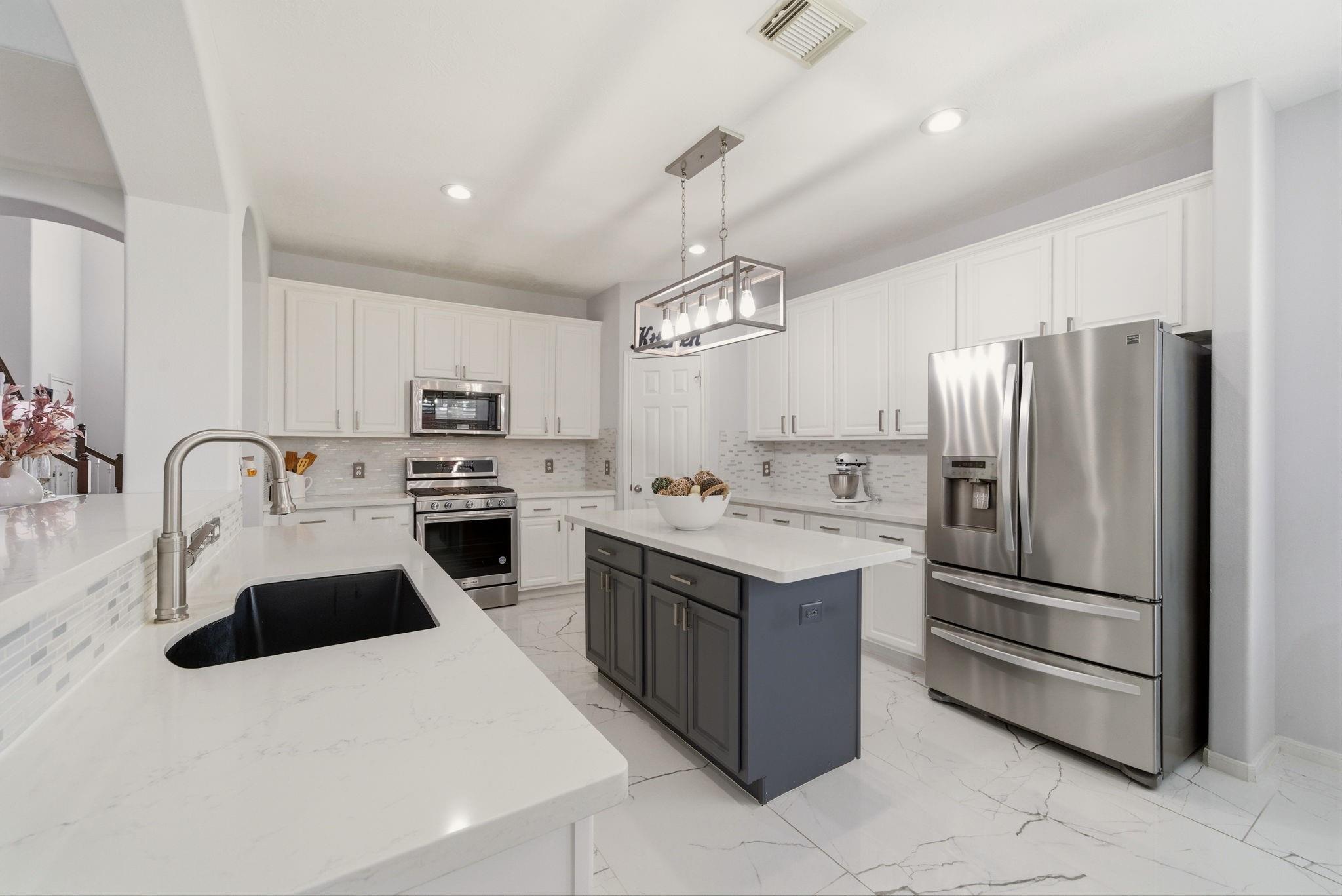 9003 Kinnel Ln, Tomball, TX 77375 photo