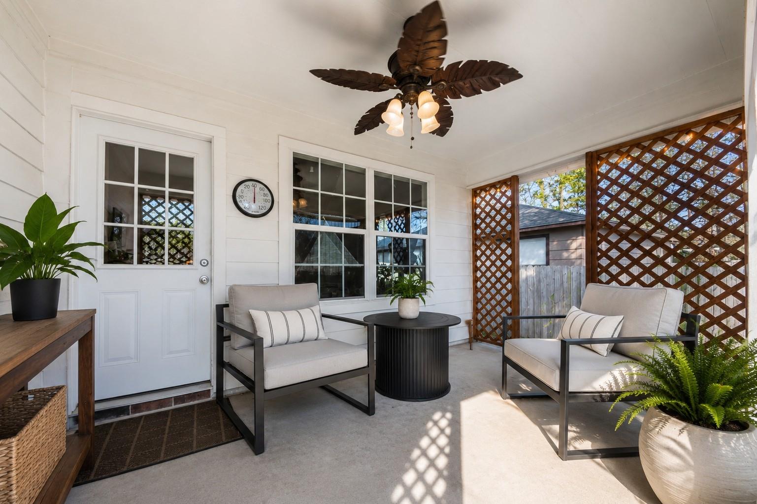 411 Shawnee Dr, Conroe, TX 77316 photo