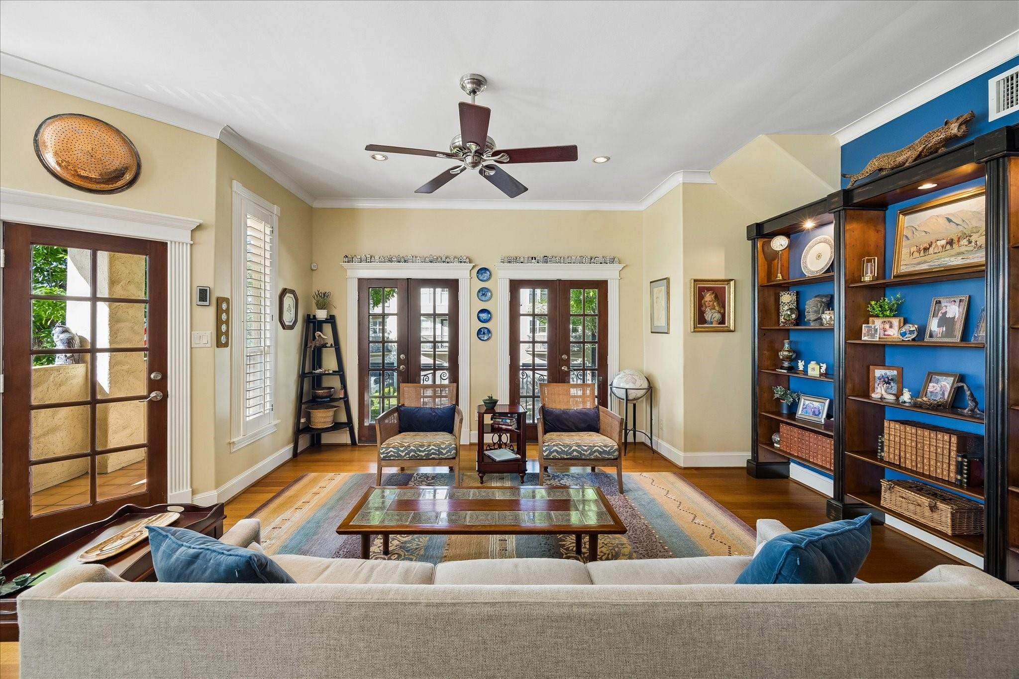 6635 Minola St, Houston, TX 77007 photo