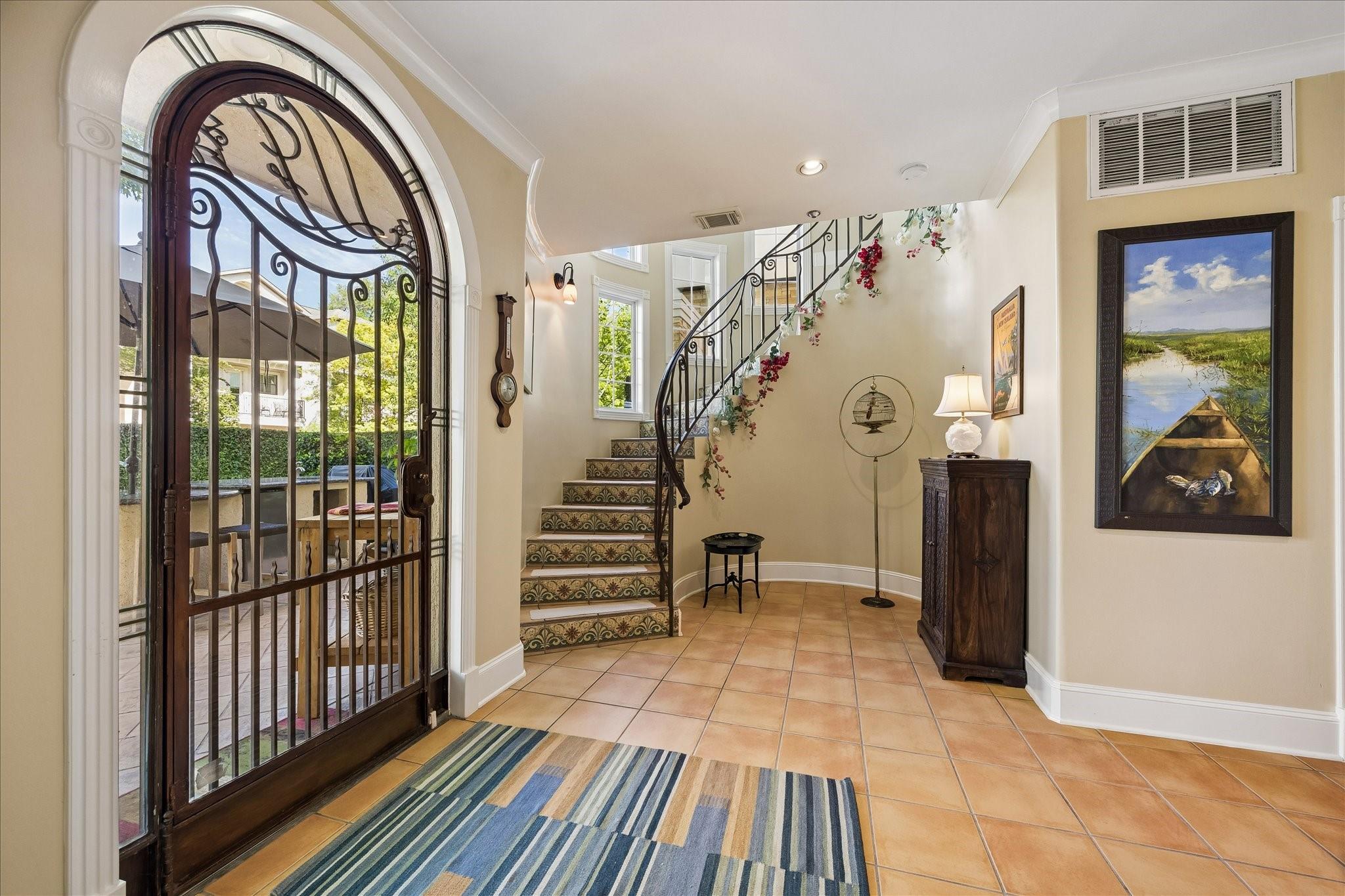 6635 Minola St, Houston, TX 77007 photo