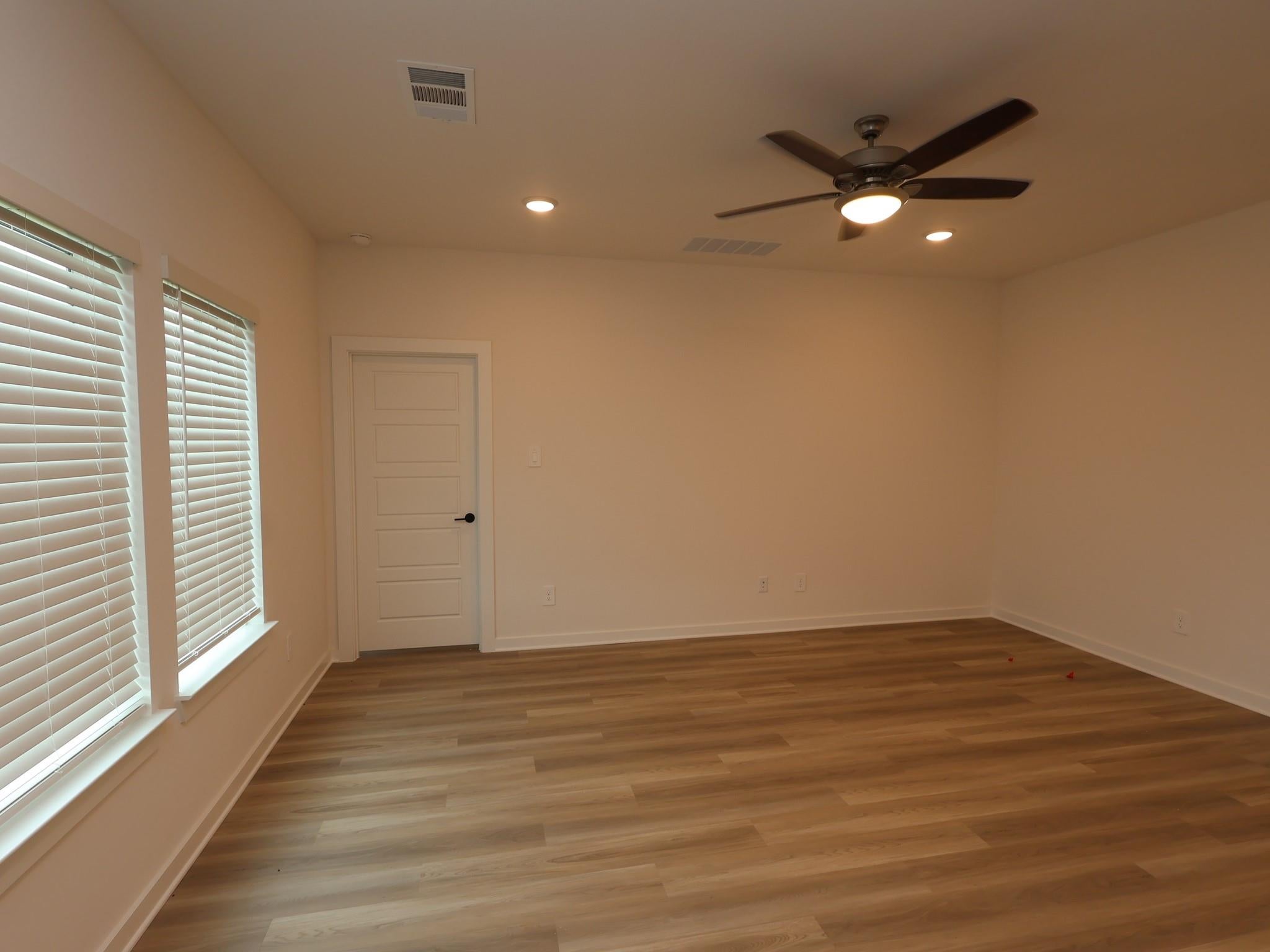 536 Bluebell Maiden Ct, Magnolia, TX 77354 photo