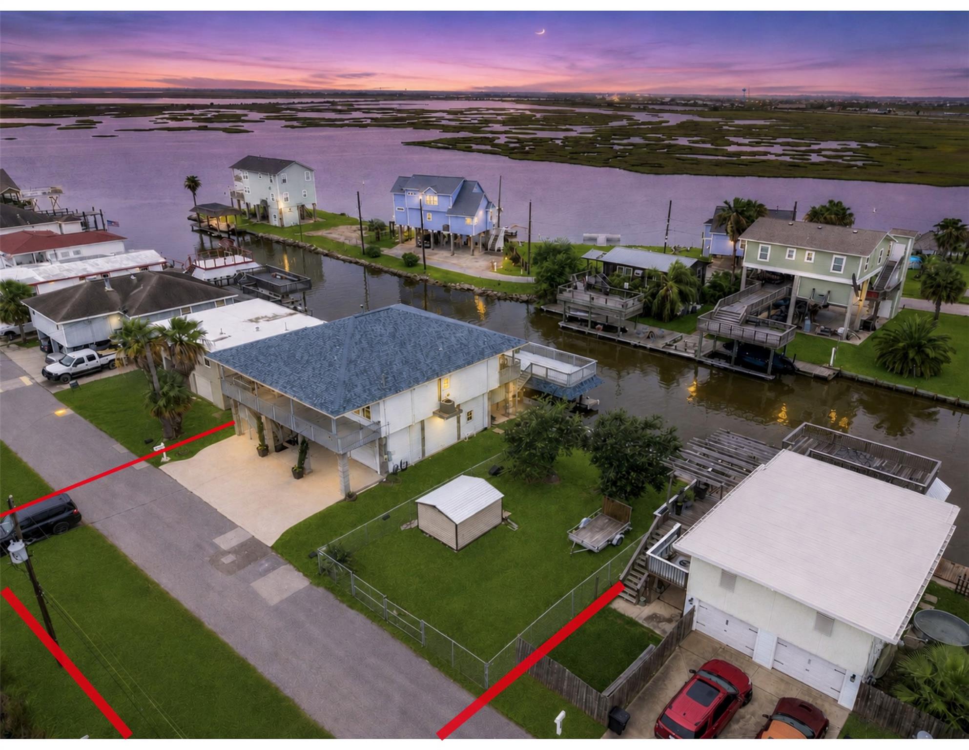 113 Bayou Vista Dr, Hitchcock, TX 77563 photo