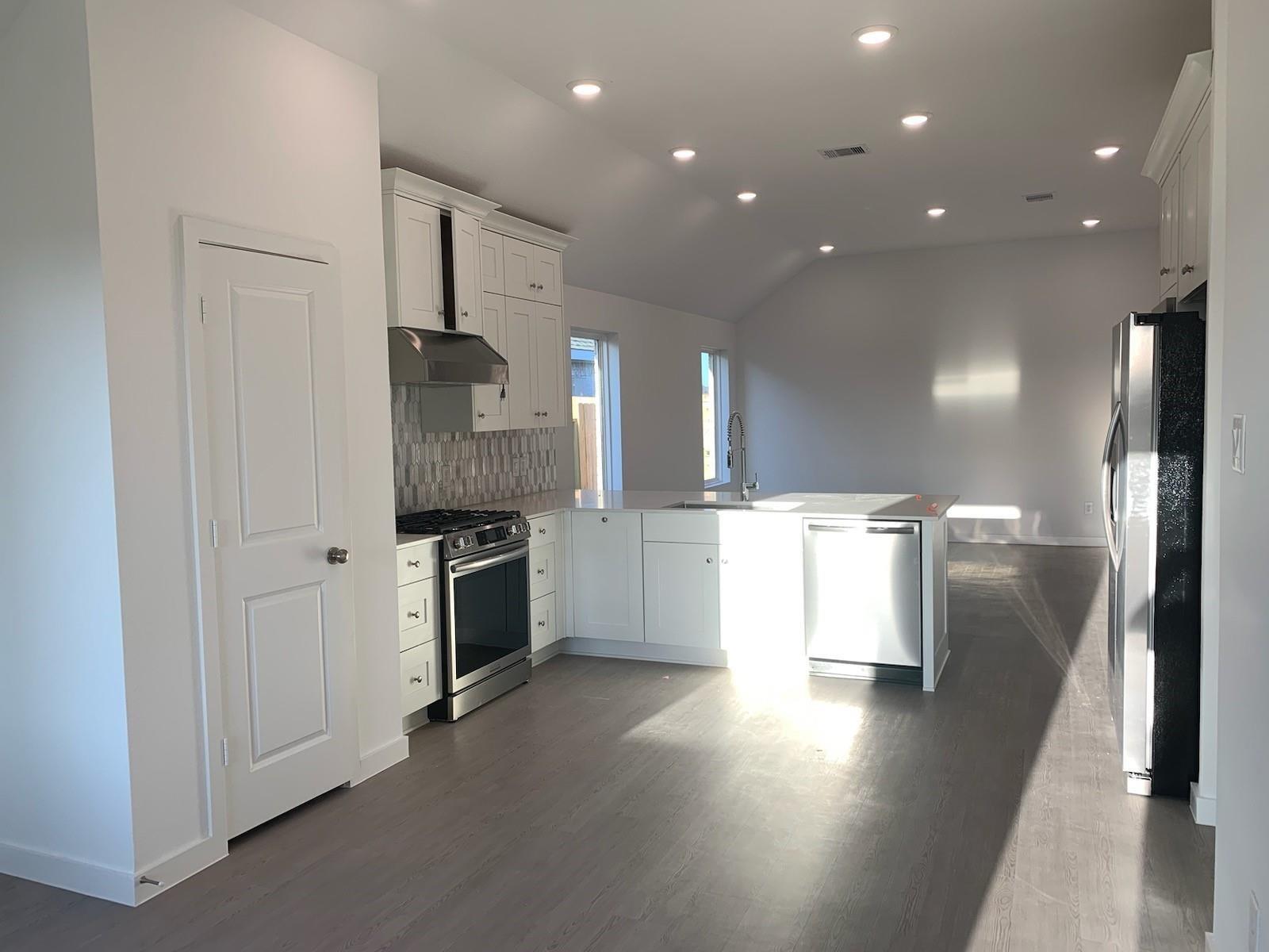 1519 Amber Skies Ln, Crosby, TX 77532 photo