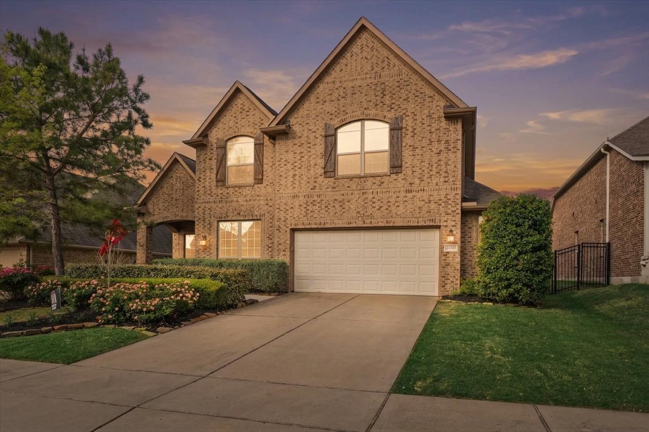 27121 Holtwood Grove Rd, Magnolia, TX 77354