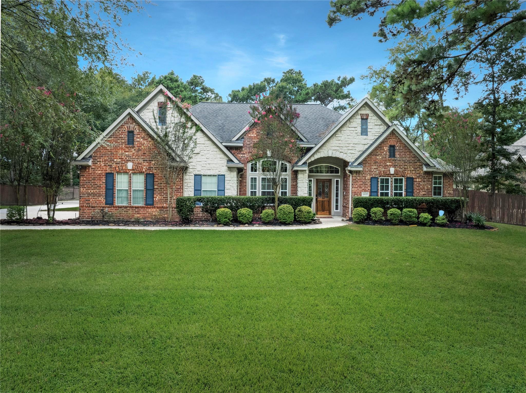 10635 Clubhouse Cir, Magnolia, TX 77354 photo