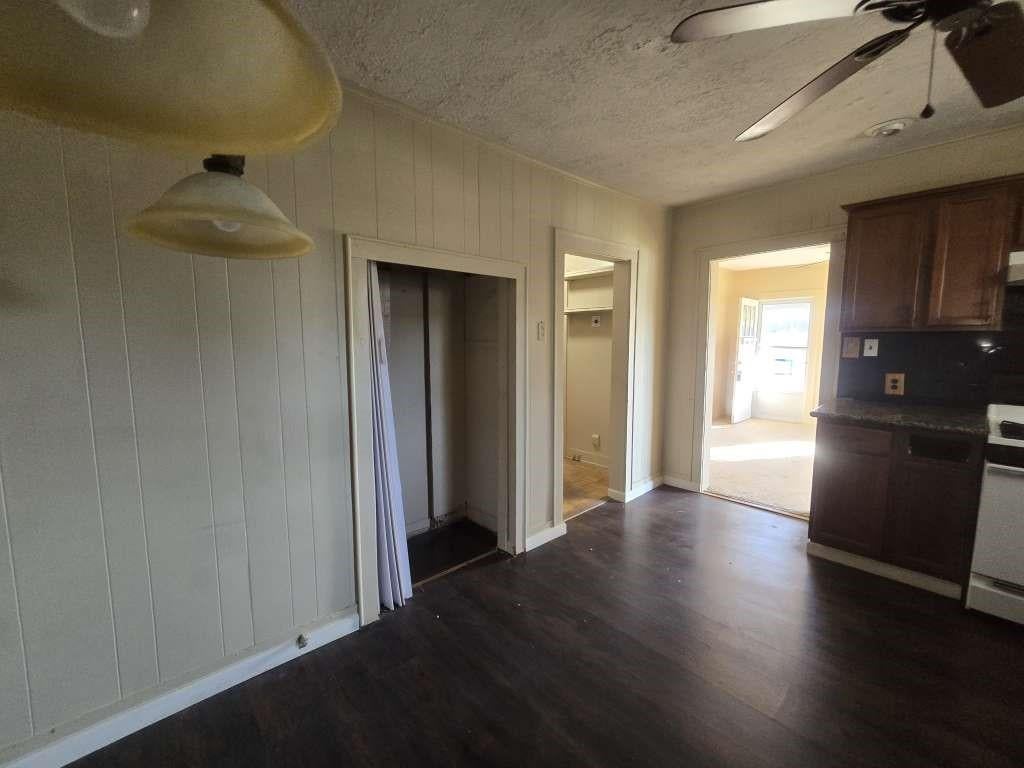 600 E Fayle St, Baytown, TX 77520 photo