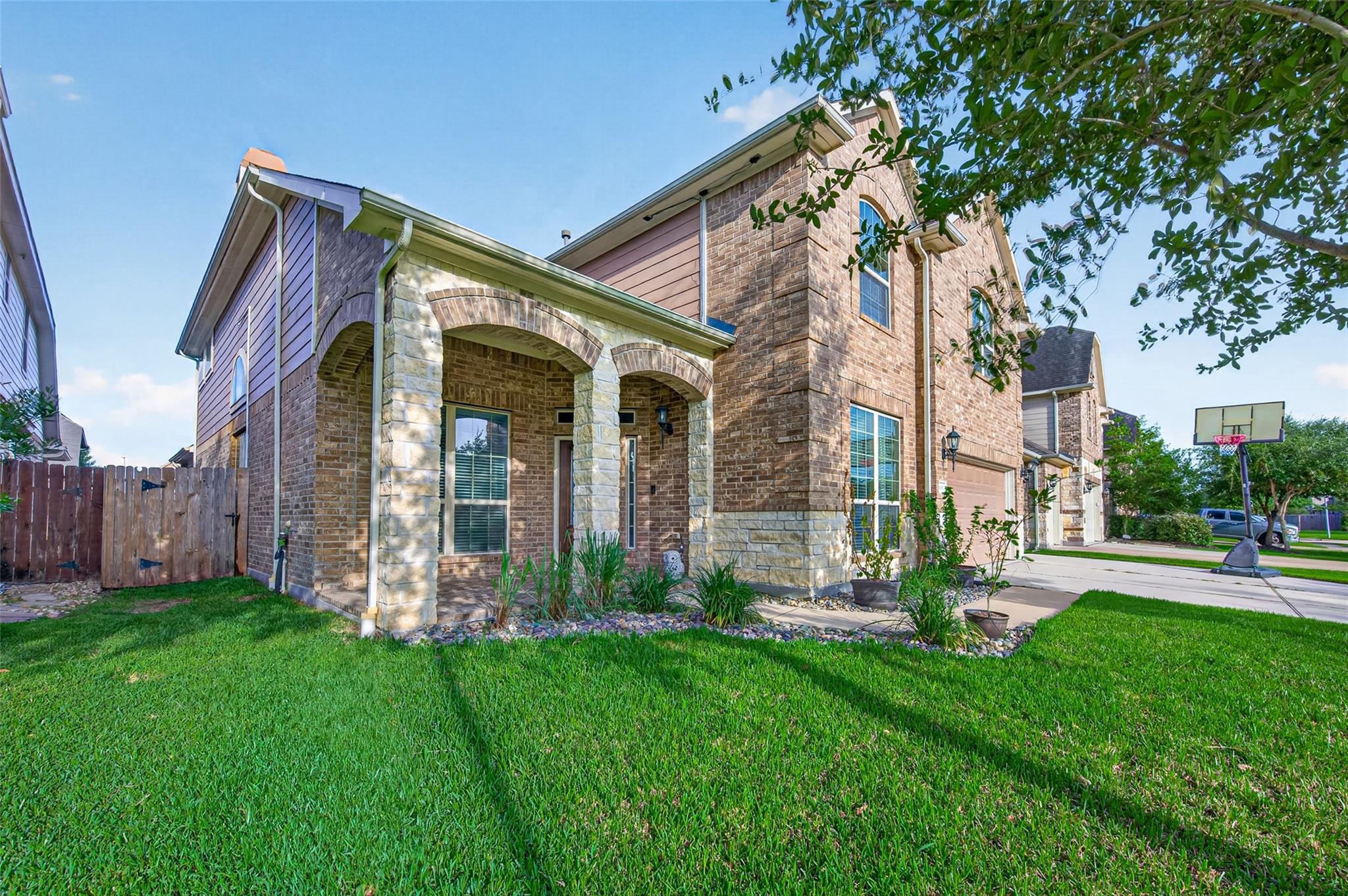 16810 Violet Trace Ct, Cypress, TX 77433 photo