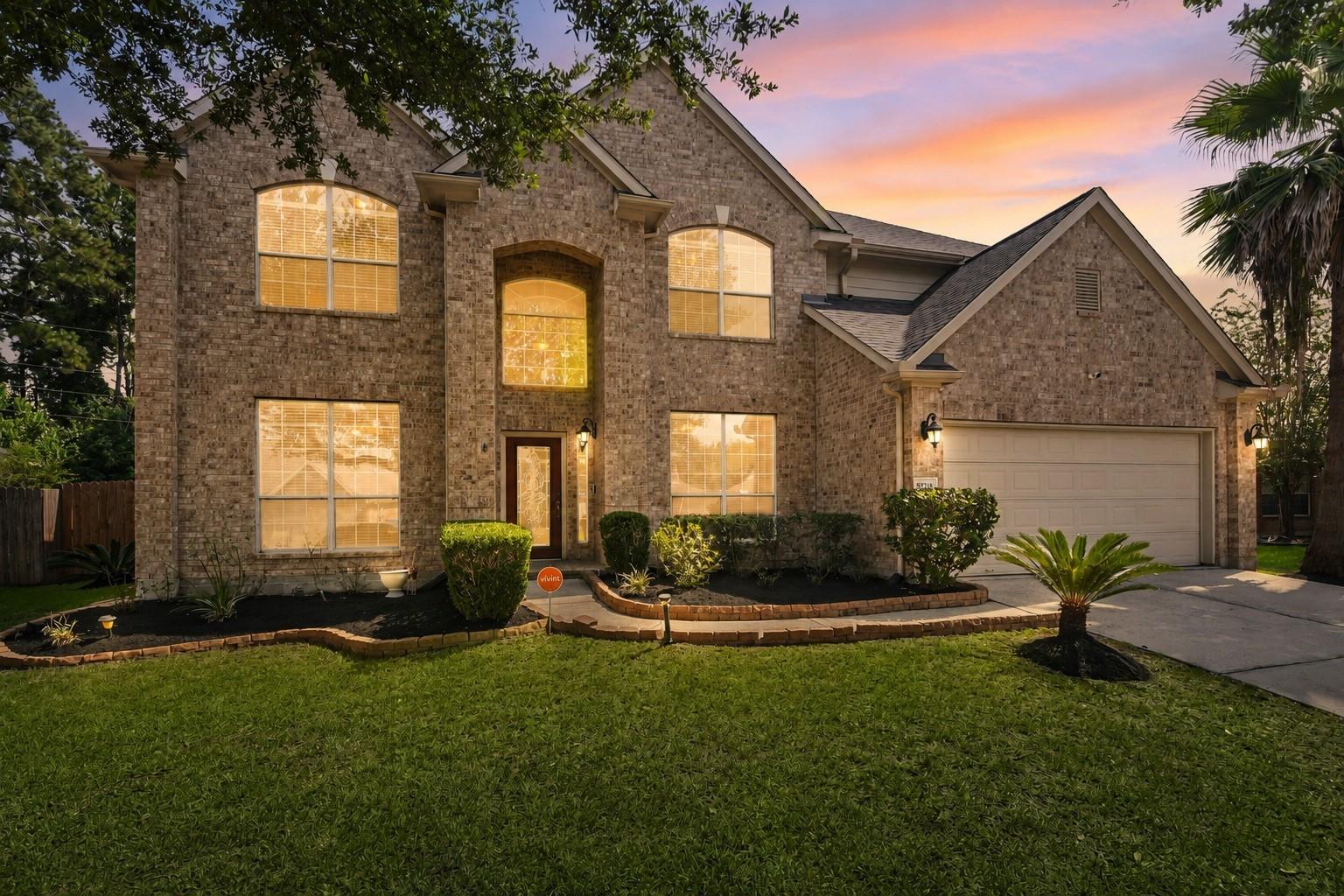 8718 Rolling Rapids Rd, Humble, TX 77346