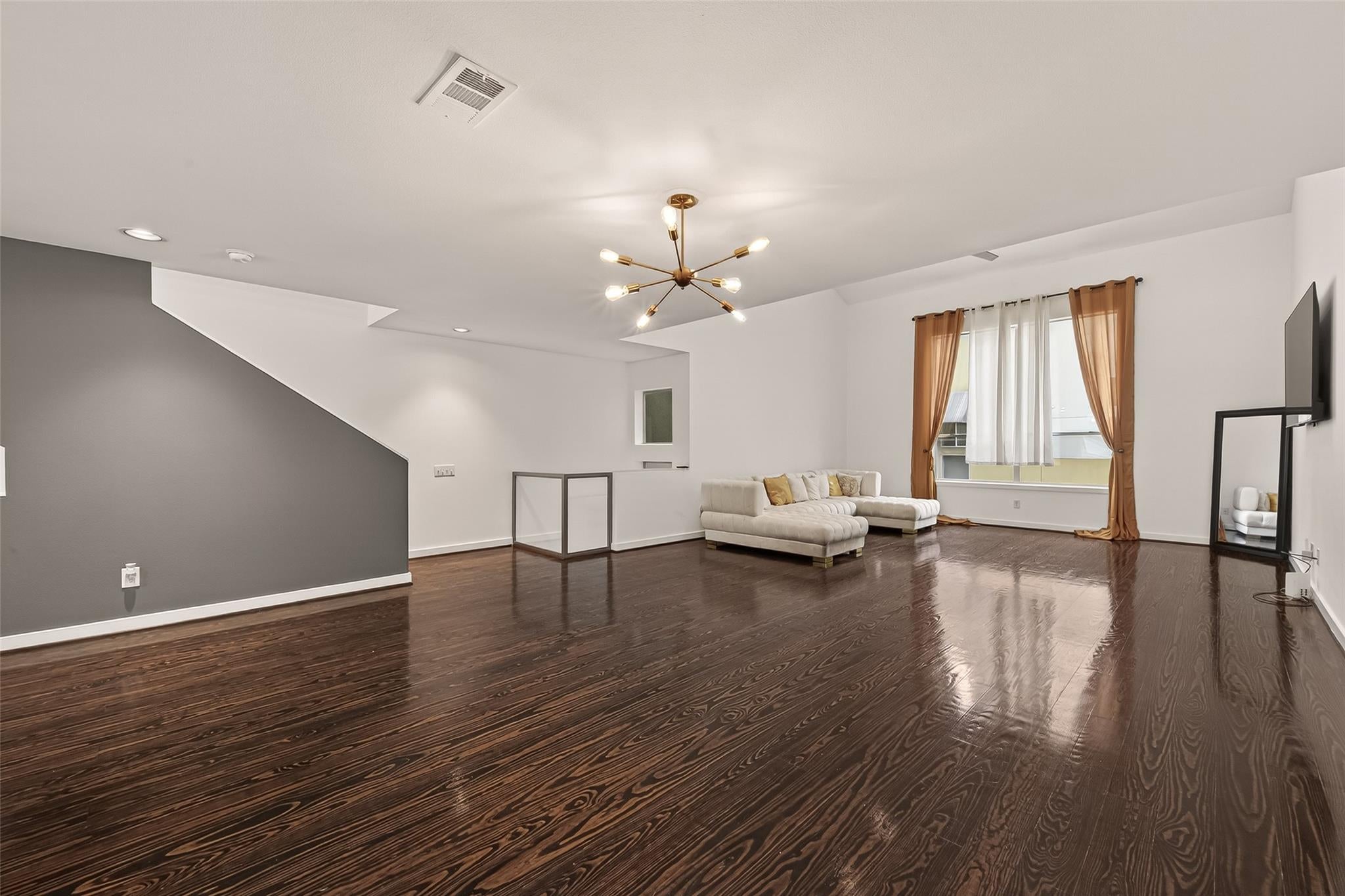 417 Meadow St, Houston, TX 77020 photo