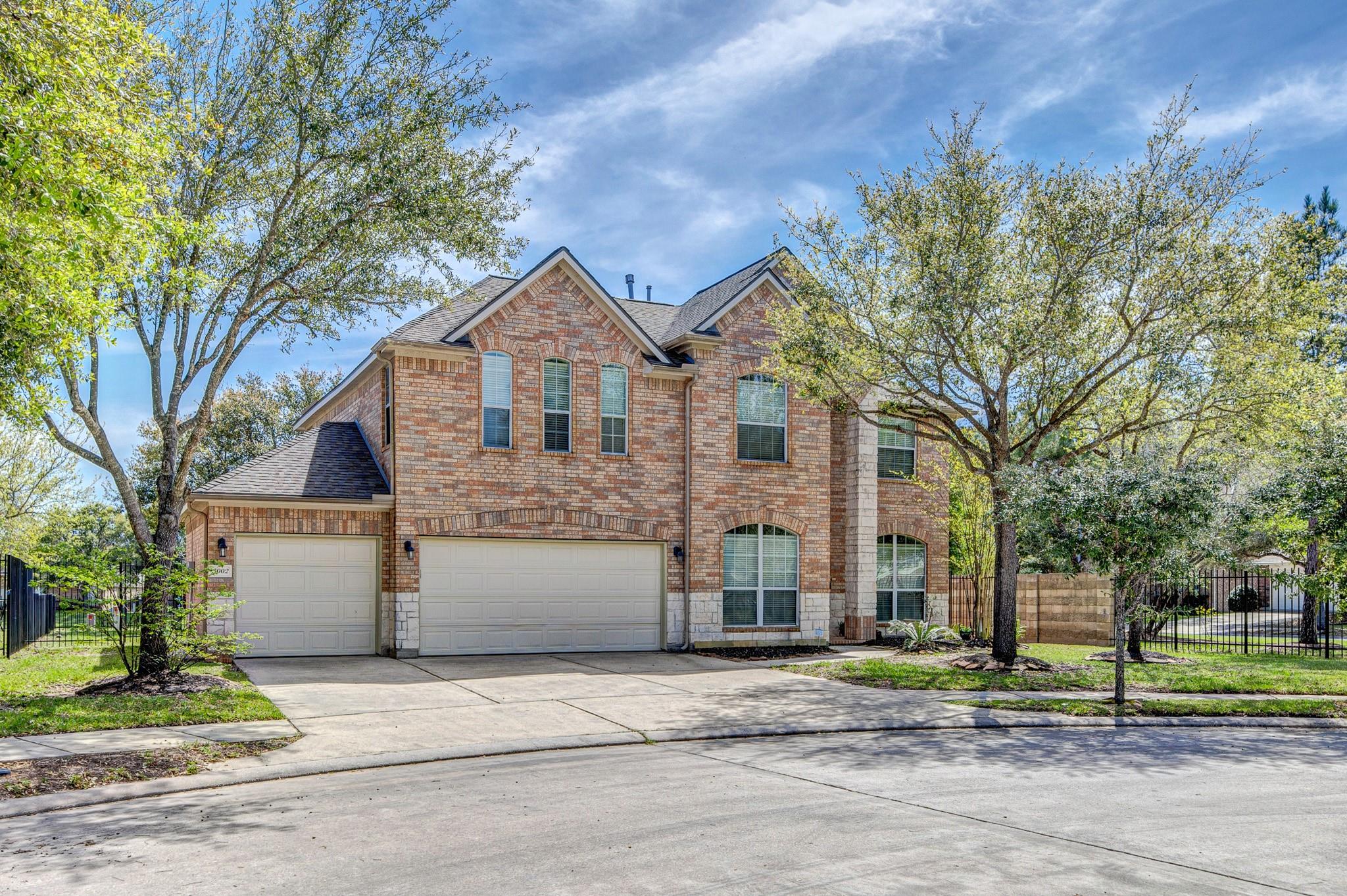 3002 Vincent Crossing Dr, Spring, TX 77386 photo