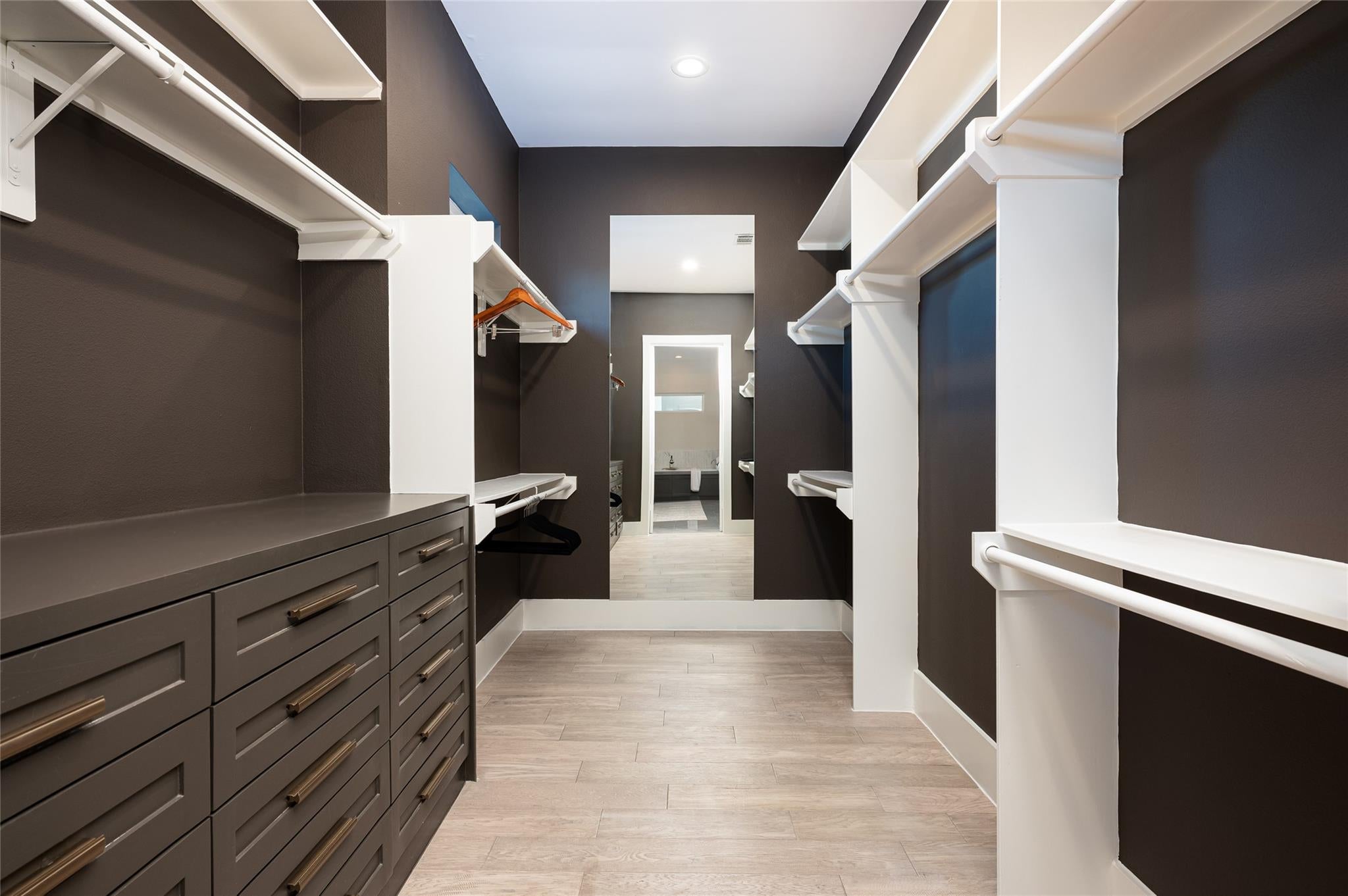 911 Thompson St, Houston, TX 77007 photo