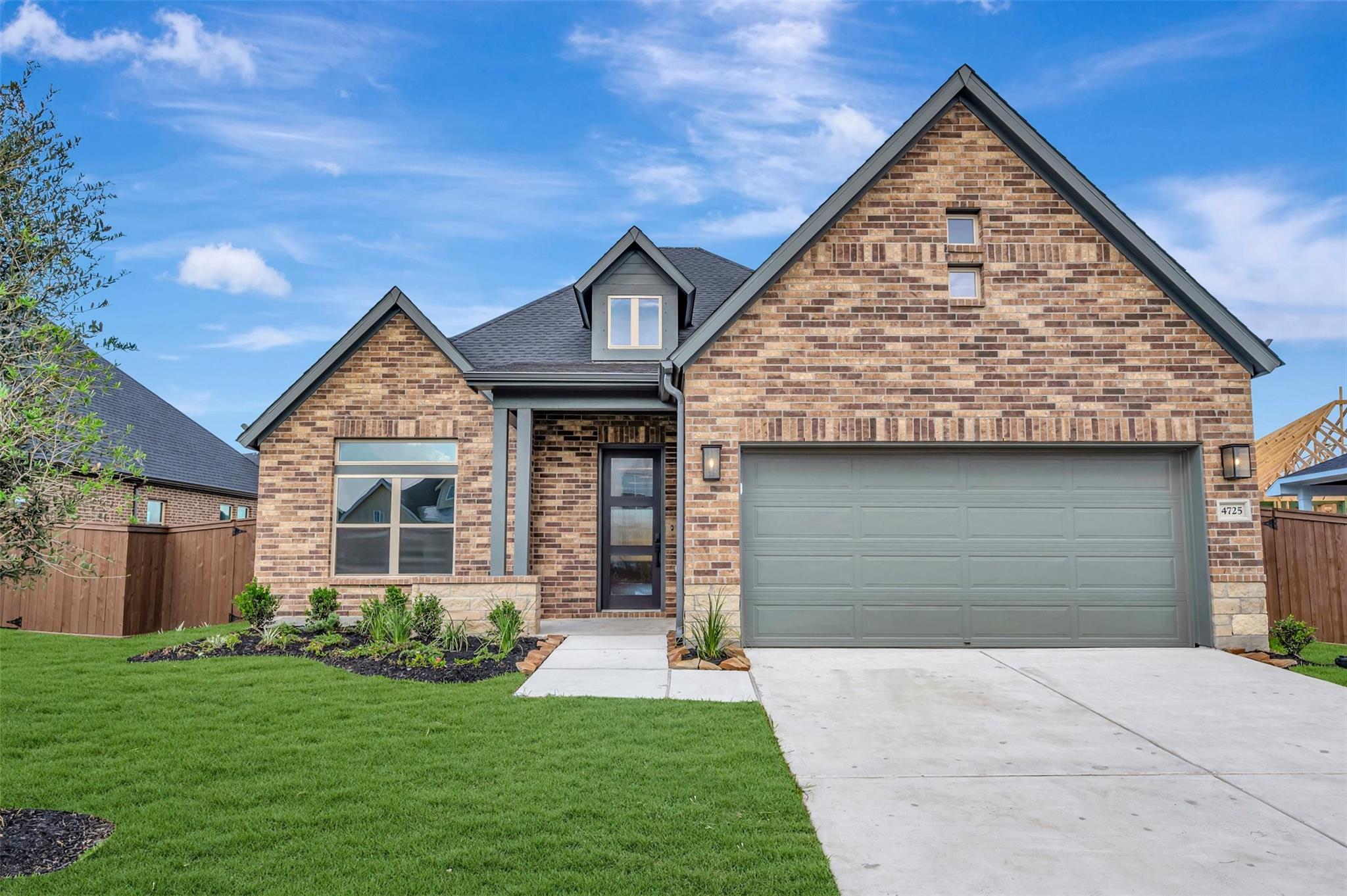 4725 Shelby Shore Dr, Texas City, TX 77591