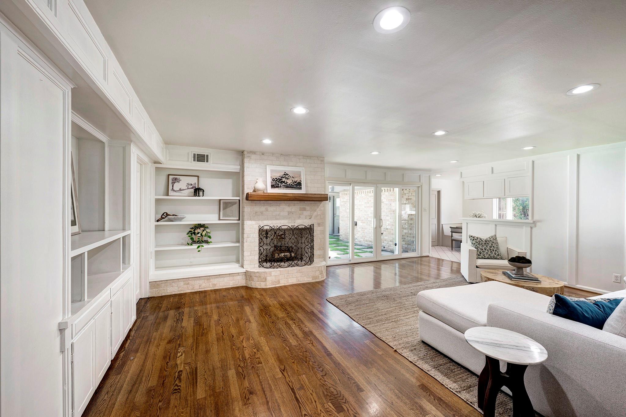 12302 Beauregard Dr, Houston, TX 77024 photo