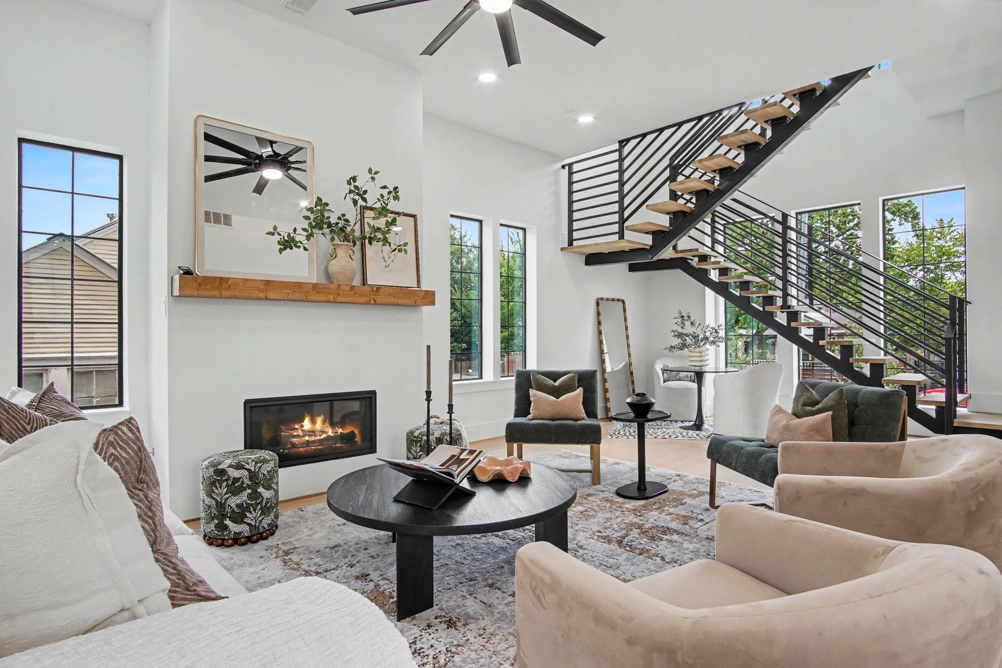 705 Walton St, Houston, TX 77009 photo