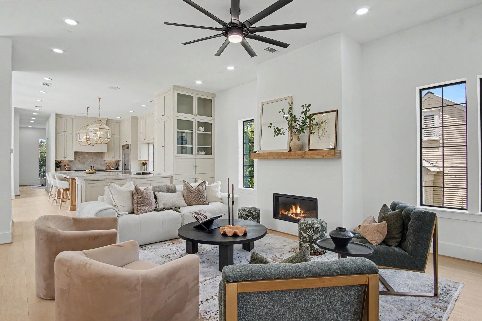 705 Walton St, Houston, TX 77009 photo