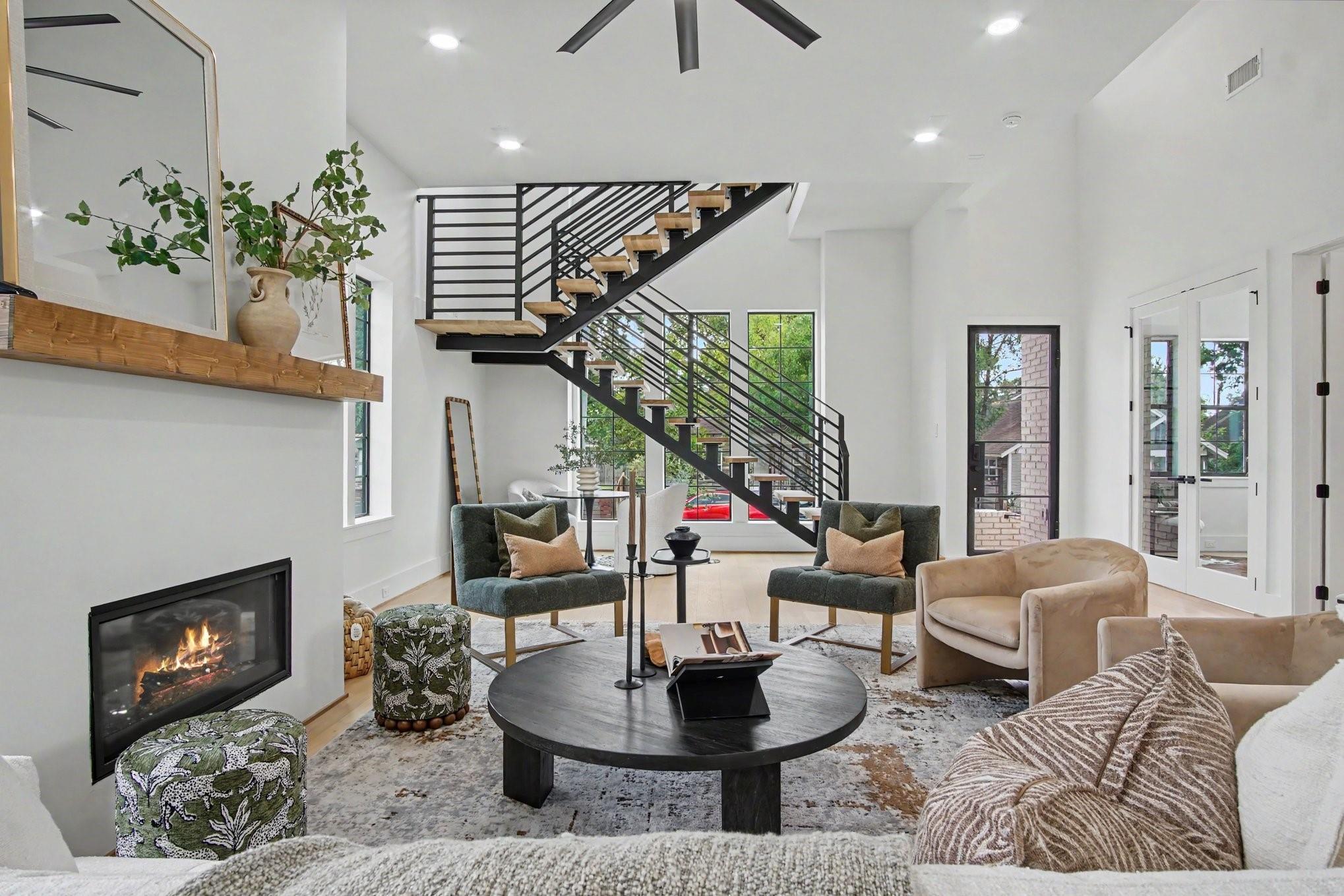705 Walton St, Houston, TX 77009 photo